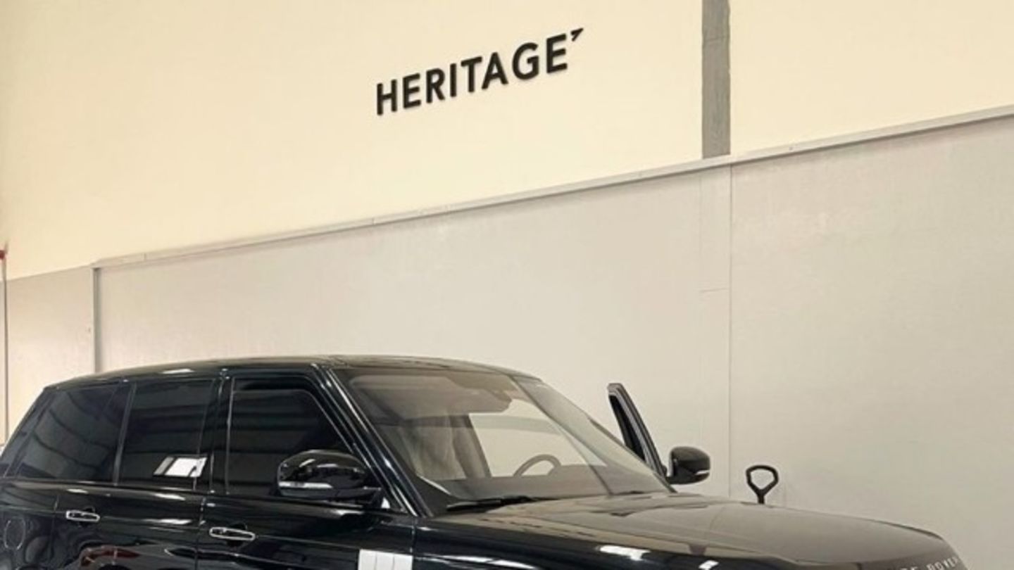 HiDubai-business-heritage-automotive-motor-vehicle-repairing-transport-vehicle-services-car-assistance-repair-al-khawaneej-2-dubai