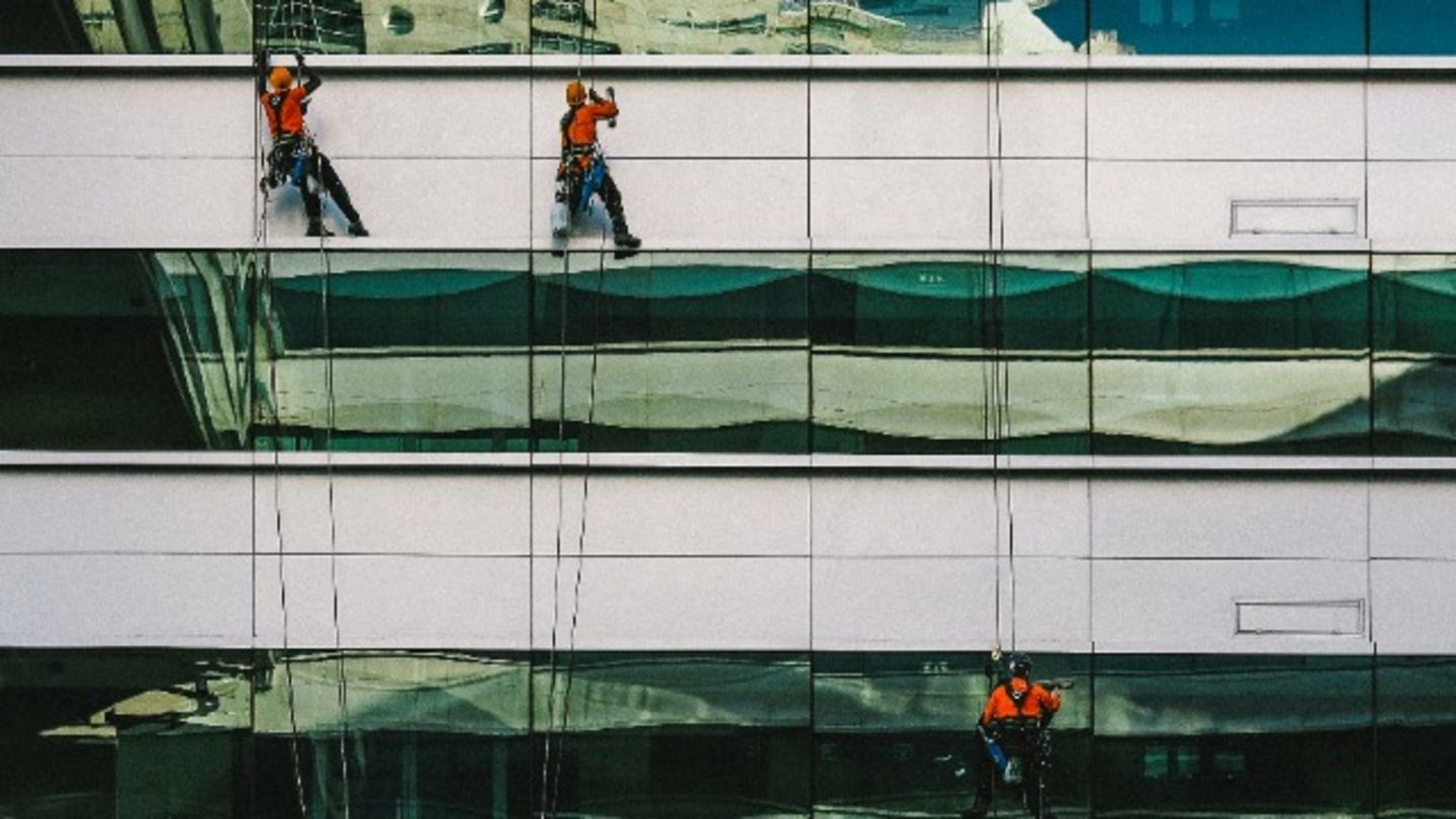 HiDubai-business-al-qasr-al-fakham-technical-and-cleaning-services-home-cleaning-services-hor-al-anz-dubai