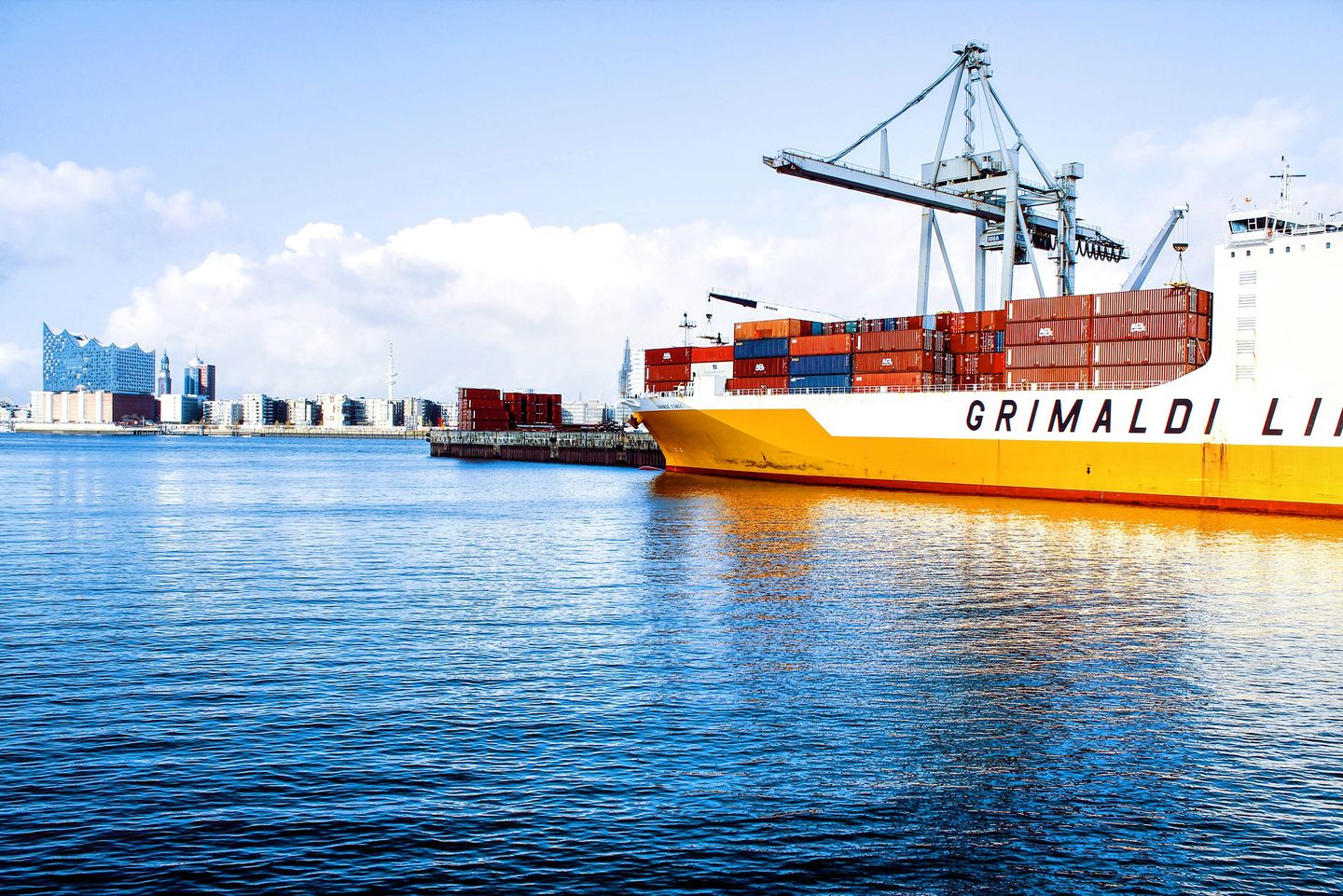 HiDubai-business-hassabelrasoul-imran-logistics-shipping-logistics-shipping-al-garhoud-dubai