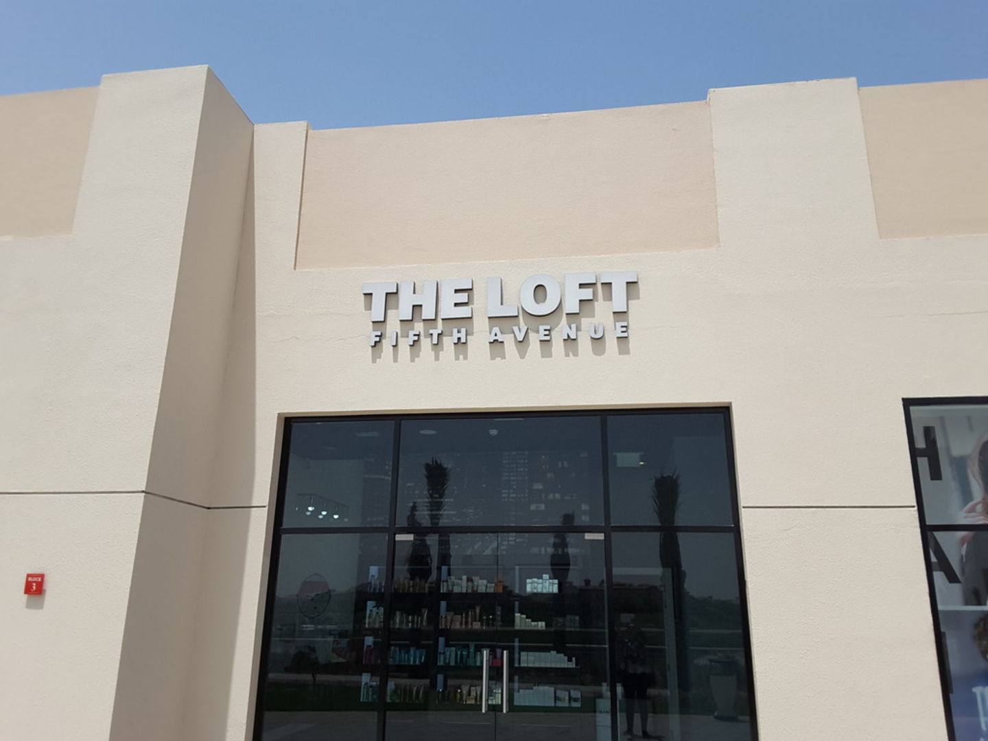 HiDubai-business-the-loft-fifth-avenue-beauty-wellness-health-beauty-salons-jumeirah-islands-al-thanyah-5-dubai-2
