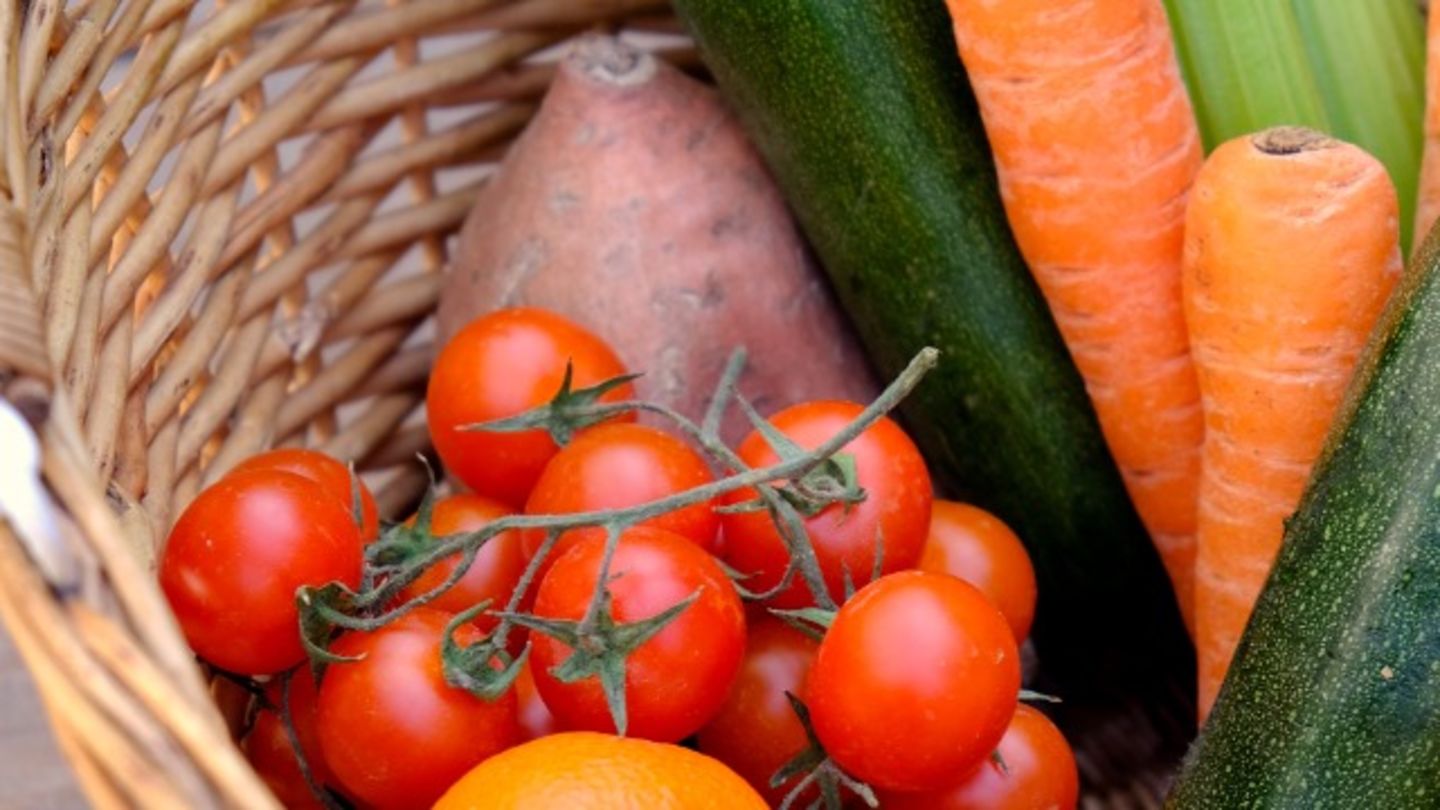 Butti Sultan Grocery(Supermarkets, Hypermarkets & Grocery Stores) in Al