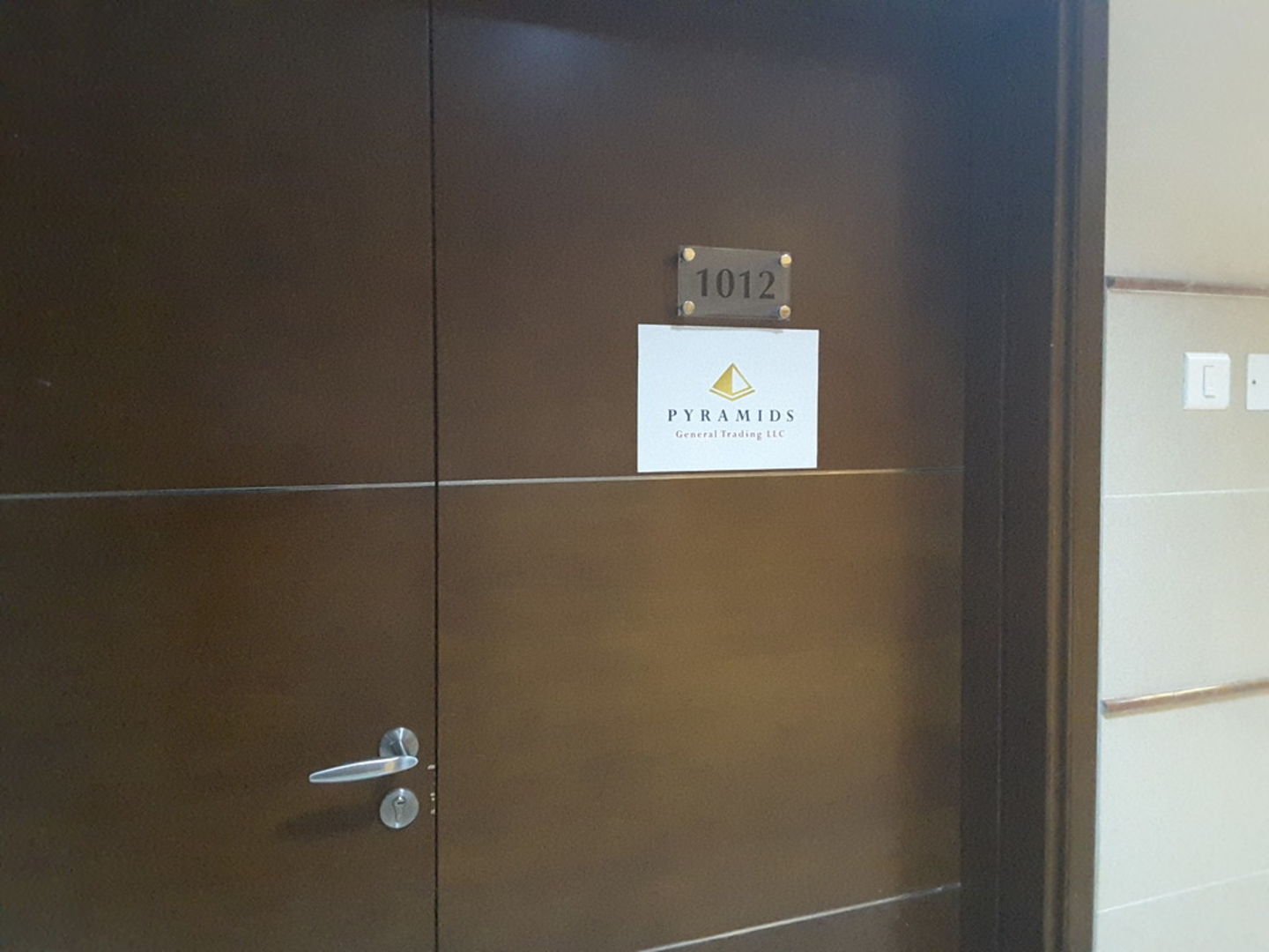 HiDubai-business-pyramids-general-trading-b2b-services-distributors-wholesalers-business-bay-dubai-2