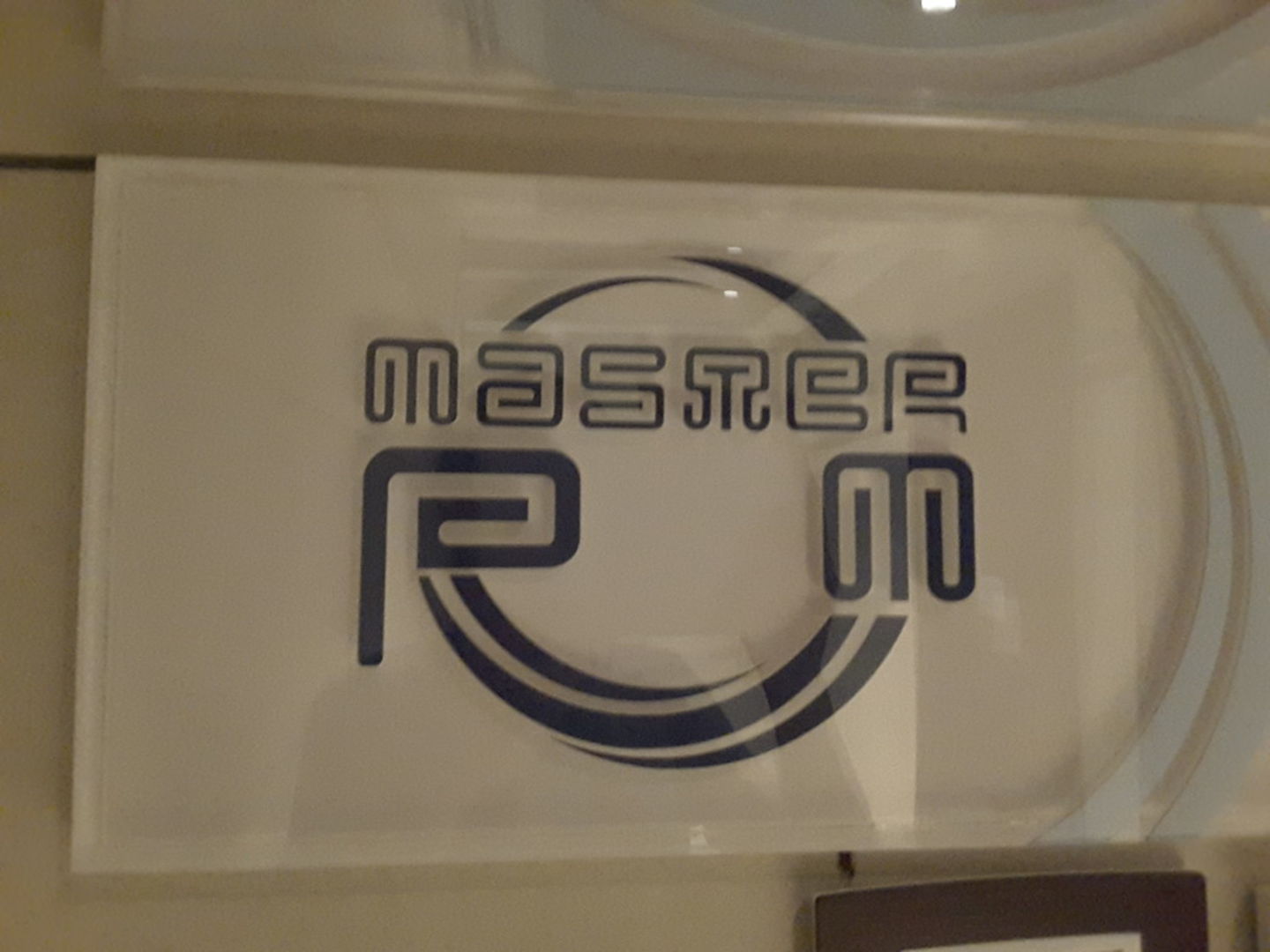 HiDubai-business-pom-general-trading-shopping-consumer-electronics-barsha-heights-tecom-dubai