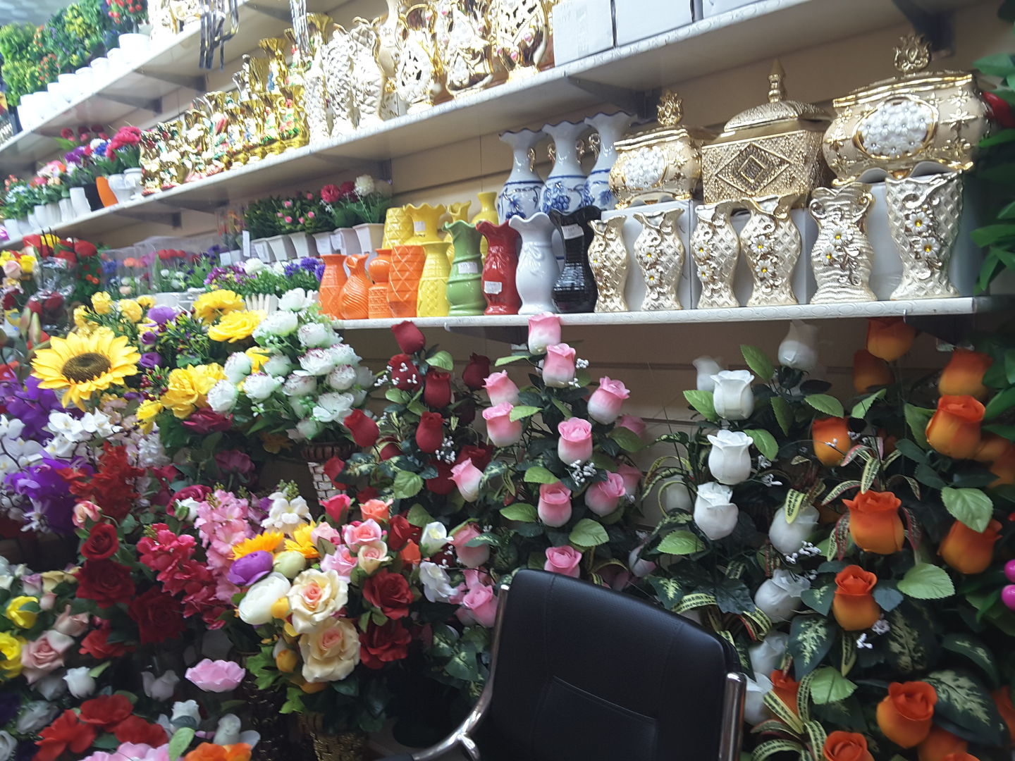 HiDubai-business-mohkam-trading-shopping-furniture-decor-al-ras-dubai