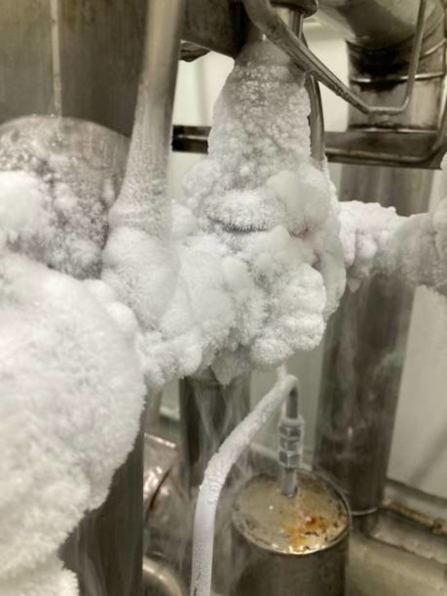 HiDubai-business-harison-ice-manufacturing-b2b-services-distributors-wholesalers-al-quoz-industrial-2-dubai