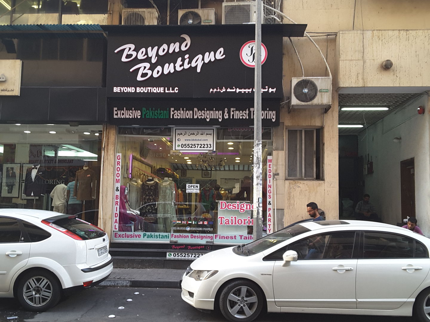 HiDubai-business-beyond-boutique-home-tailoring-meena-bazar-al-souq-al-kabeer-dubai-2