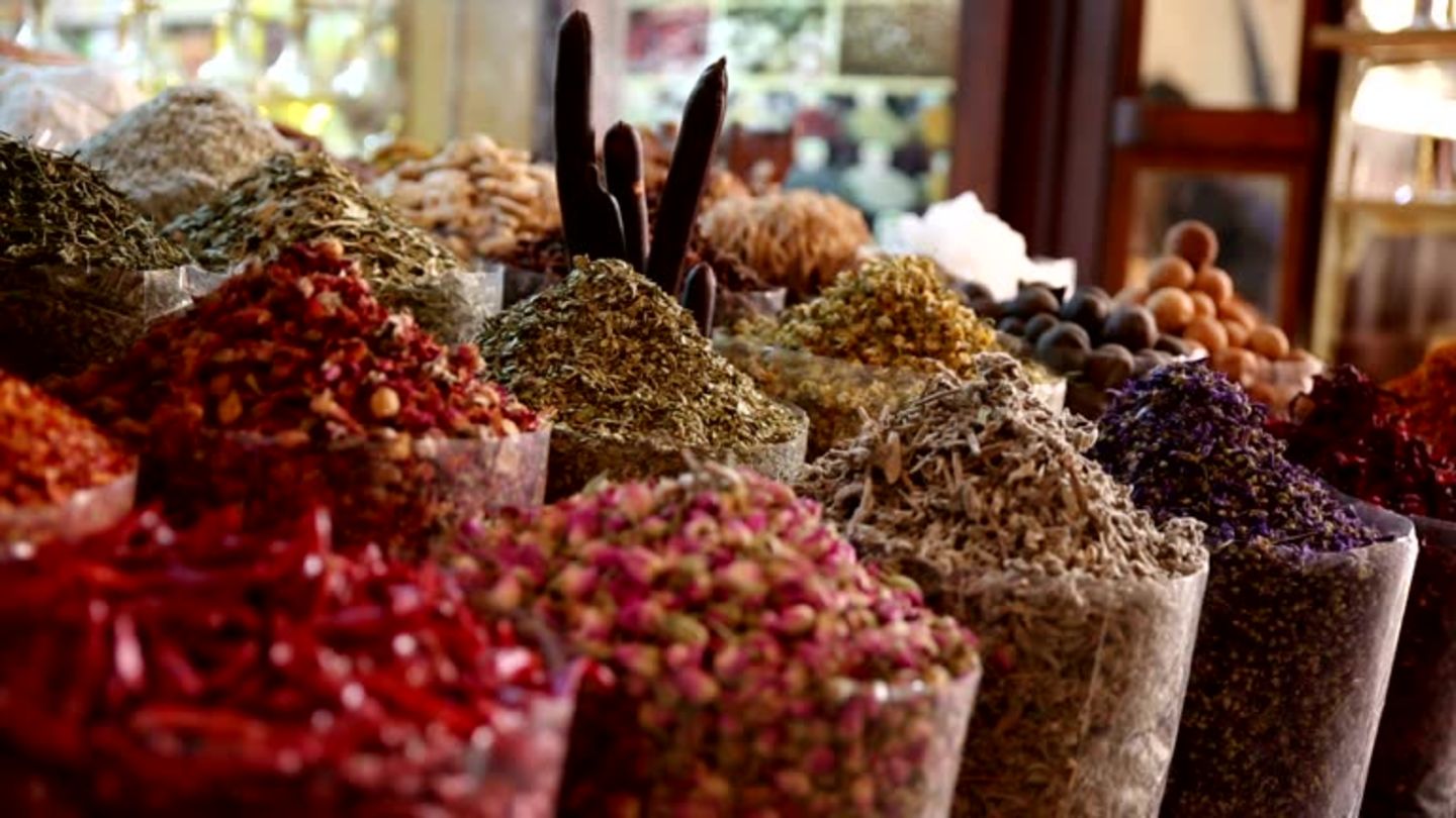 HiDubai-business-mkt-spices-mill-b2b-services-food-stuff-trading-hor-al-anz-dubai