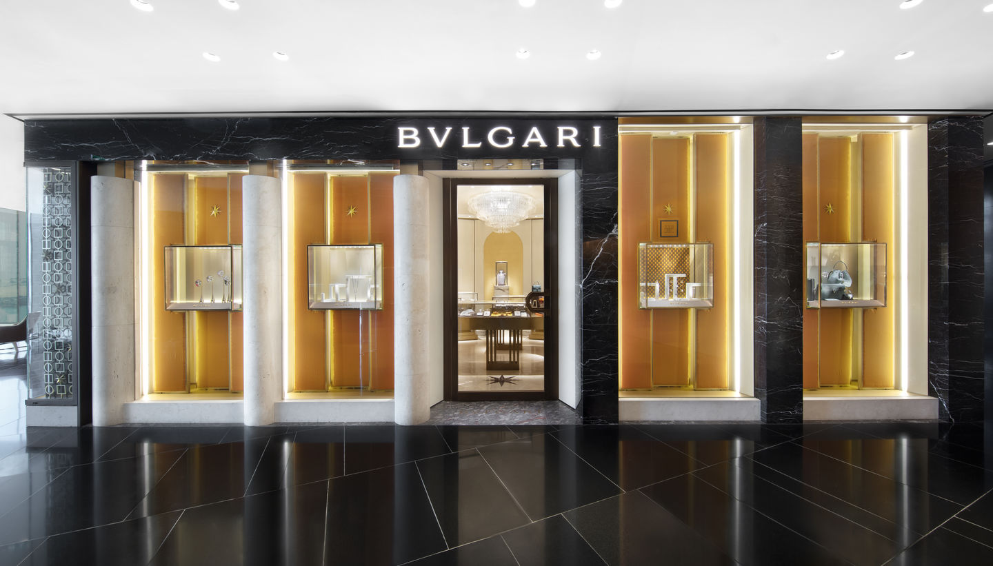 HiDubai-business-bvlgari-boutique-shopping-jewellery-precious-stones-jumeirah-bay-dubai