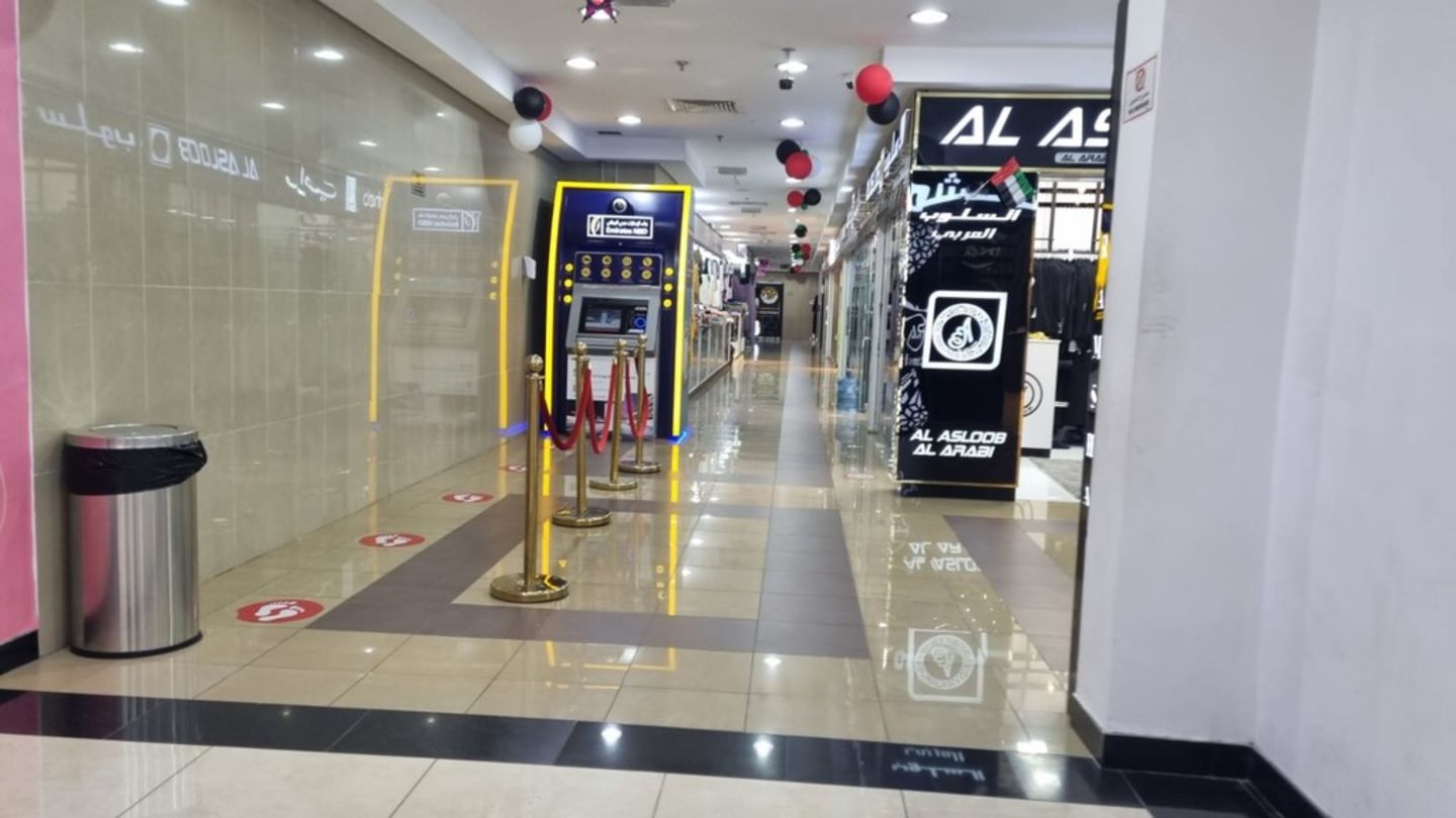 HiDubai-business-emirates-nbd-atm-finance-legal-banks-atms-mirdif-dubai-12