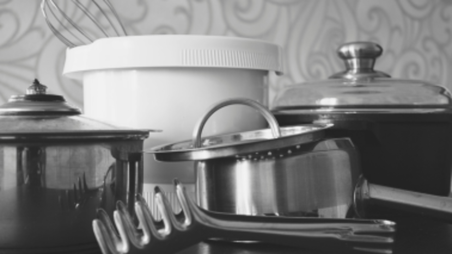 HiDubai-business-atiq-obaid-folk-goods-seller-shopping-kitchen-dining-corniche-deira-dubai