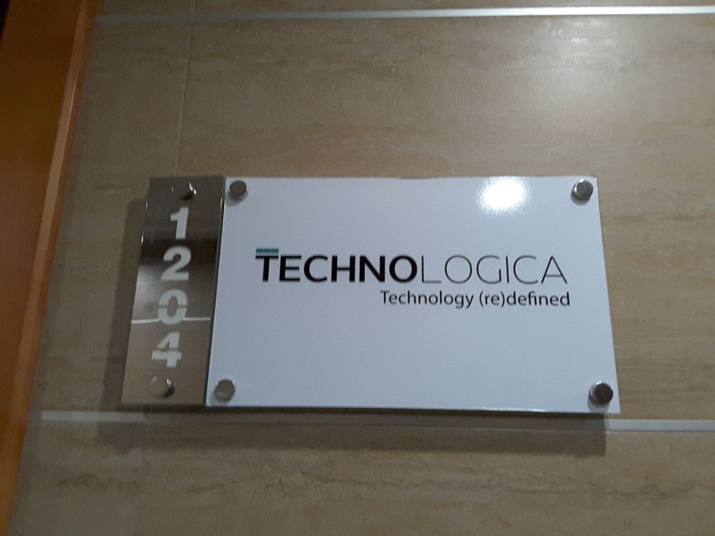 HiDubai-business-technologica-b2b-services-it-services-dubai-silicon-oasis-nadd-hessa-dubai-2