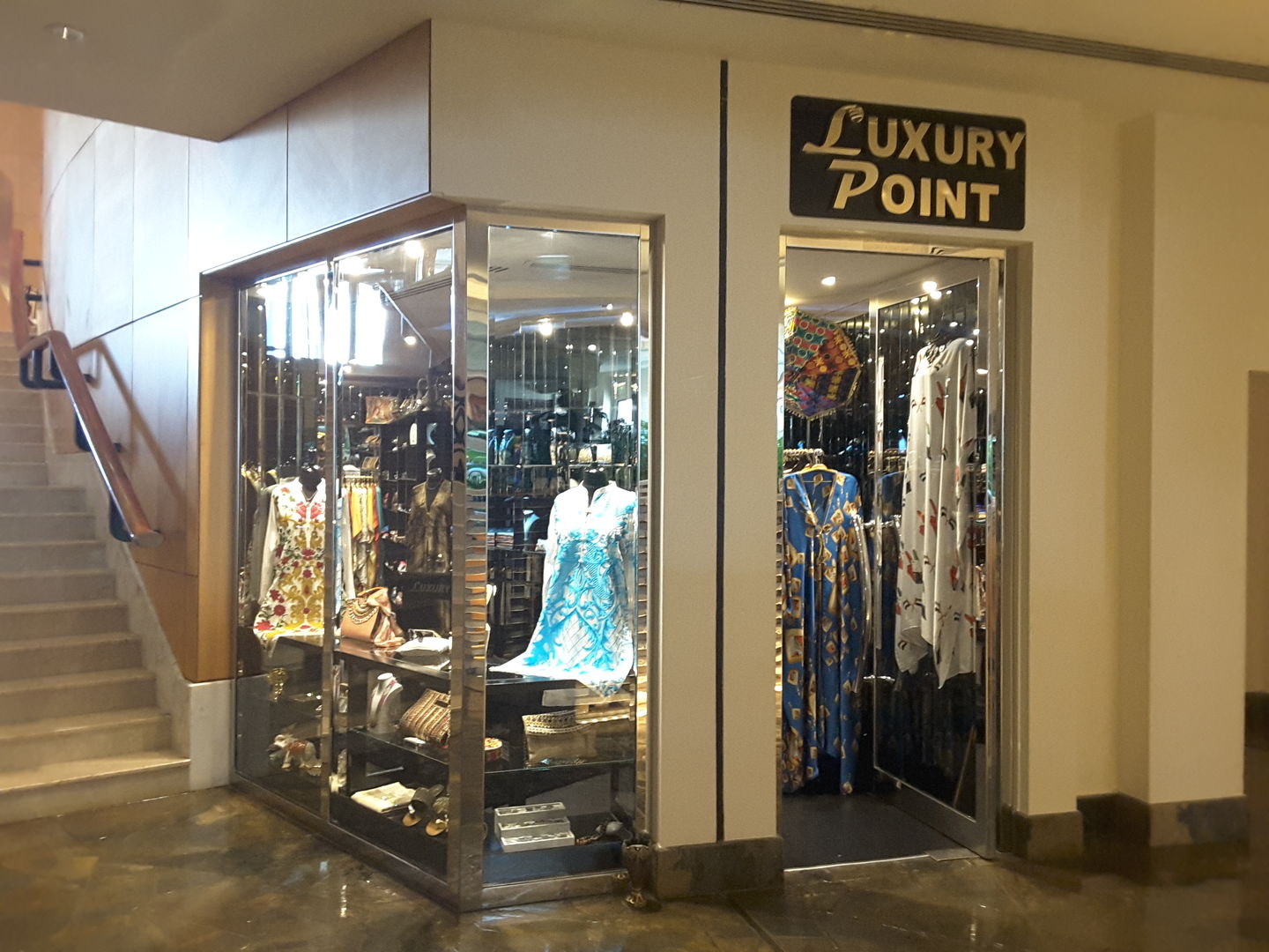 HiDubai-business-luxury-point-shopping-fashion-accessories-umm-hurair-2-dubai