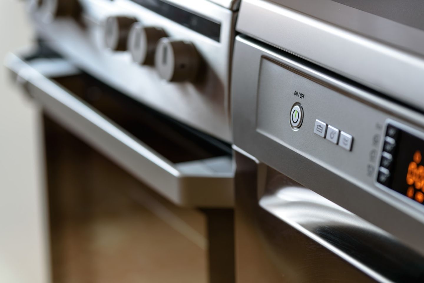 HiDubai-business-smart-home-kitchens-and-restaurant-equipment-trading-b2b-services-distributors-wholesalers-naif-dubai-2