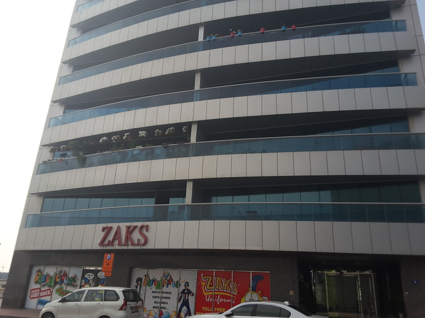 HiDubai-business-innerspace-furniture-trading-shopping-kitchen-dining-al-barsha-1-dubai-2