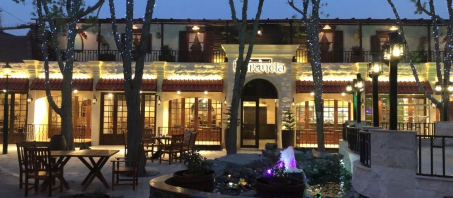 HiDubai-business-baranda-restaurant-food-beverage-restaurants-bars-al-garhoud-dubai