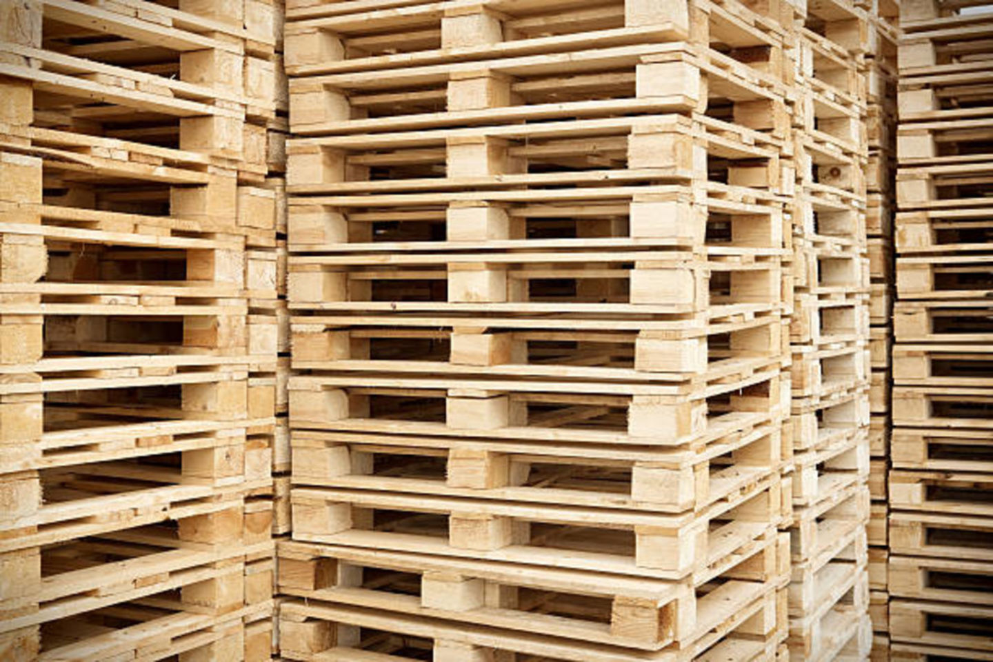HiDubai-business-qadri-wooden-pallets-b2b-services-distributors-wholesalers-jebel-ali-free-zone-mena-jebel-ali-dubai