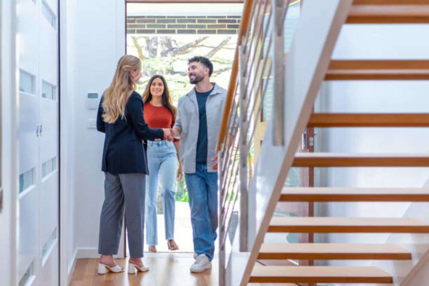 HiDubai-business-dandelion-real-estate-brokers-housing-real-estate-real-estate-agencies-business-bay-dubai