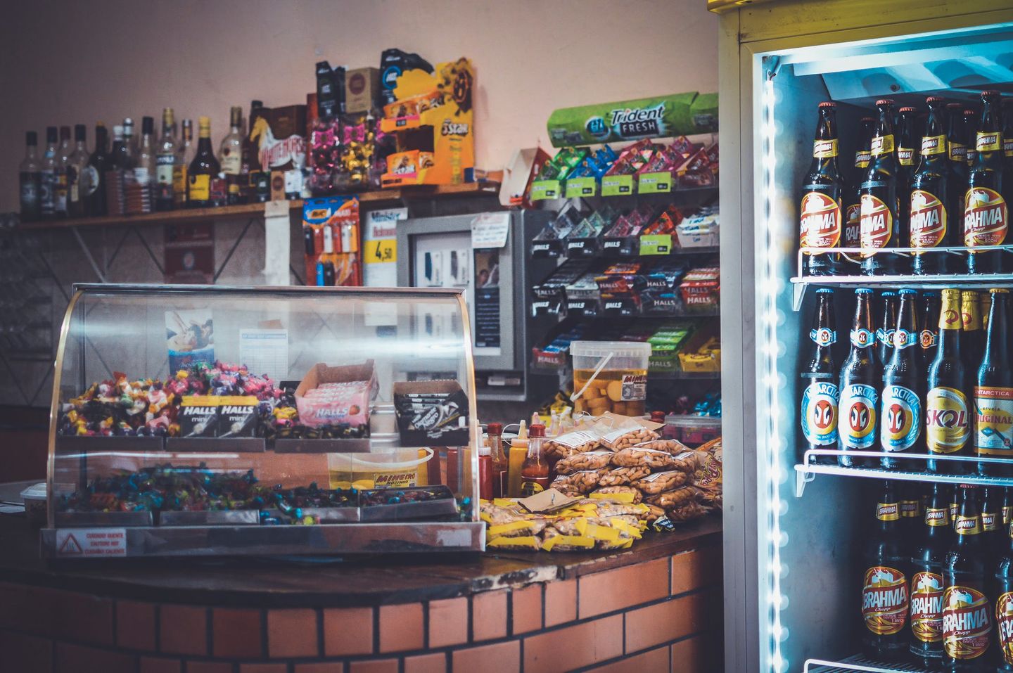 HiDubai-business-e-mart-supermarket-and-department-store-shopping-supermarkets-hypermarkets-grocery-stores-umm-hurair-1-dubai-2