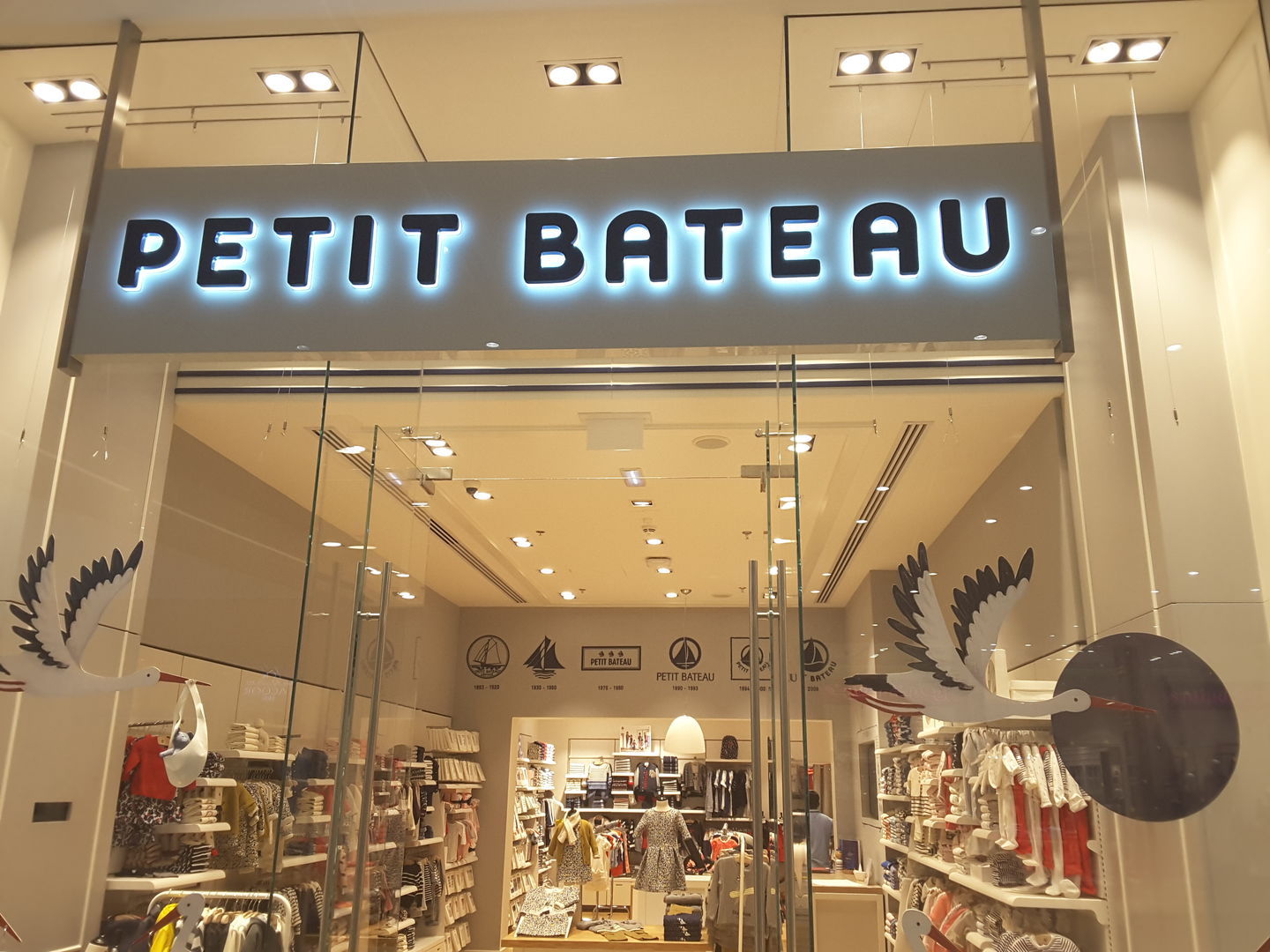 HiDubai-business-petit-bateau-shopping-apparel-mirdif-dubai-2