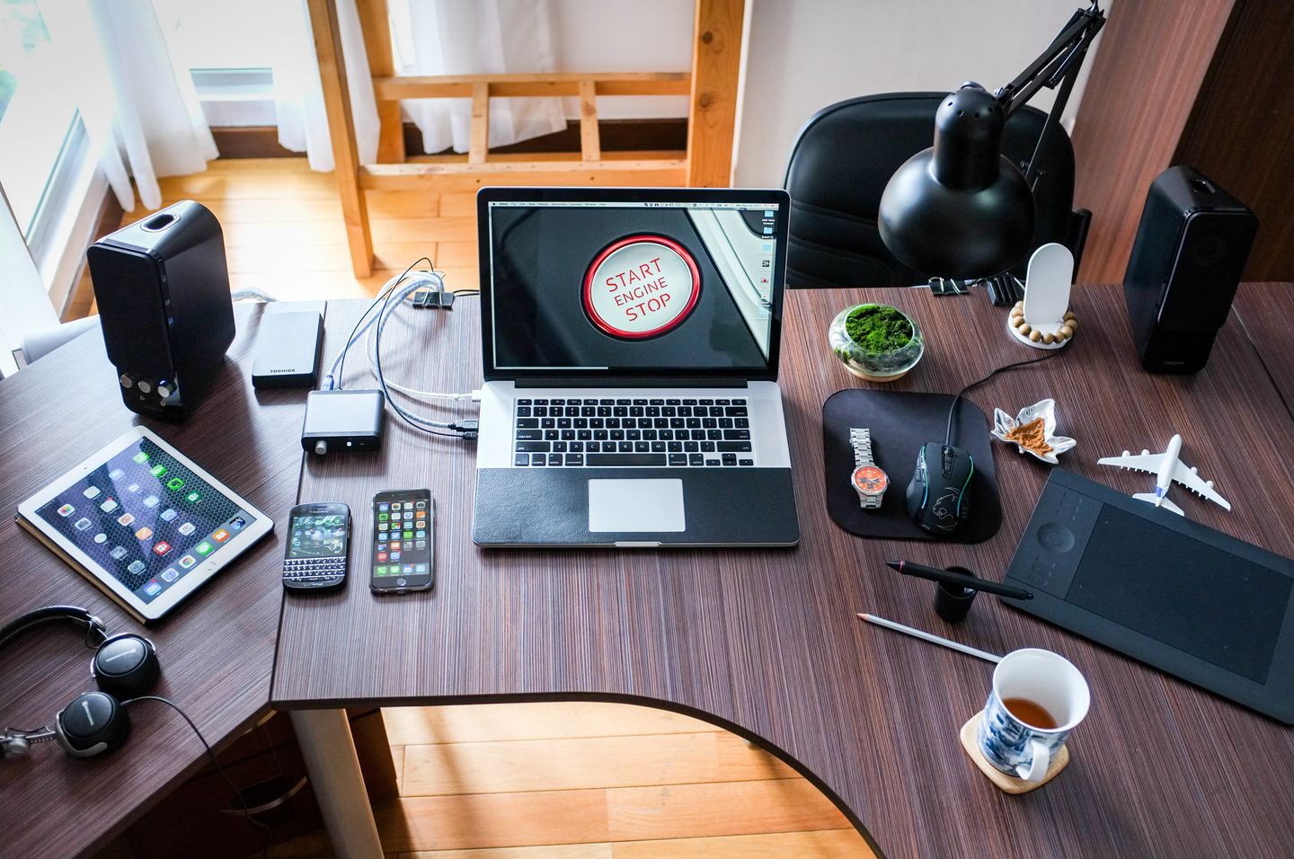 HiDubai-business-looppe-design-technology-media-marketing-it-it-telecommunication-al-garhoud-dubai