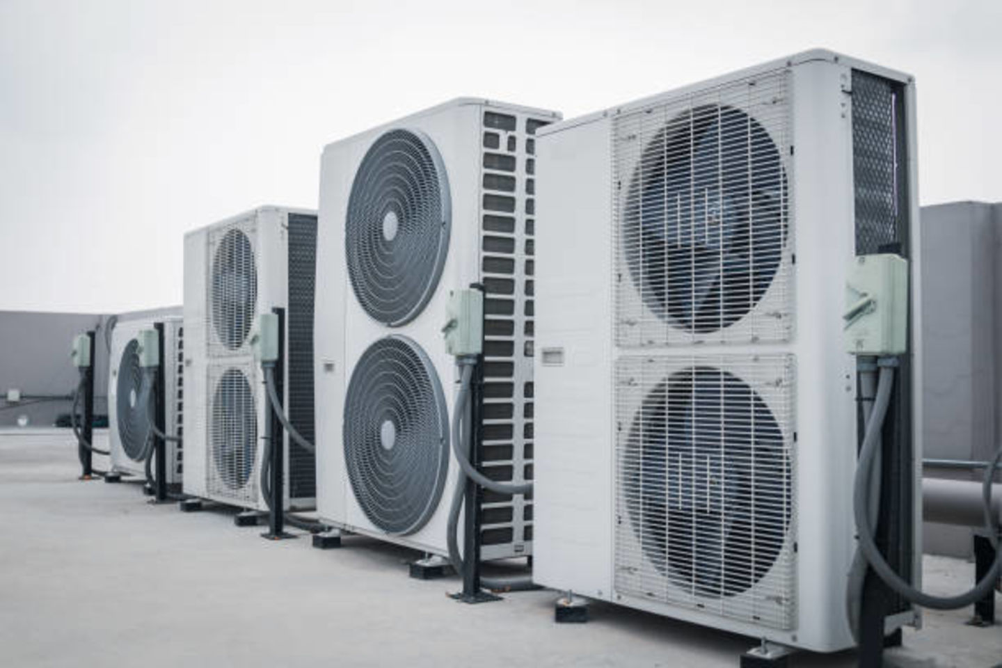 HiDubai-business-ismail-hossain-used-furniture-trading-b2b-services-distributors-wholesalers-al-fahidi-al-souq-al-kabeer-dubai