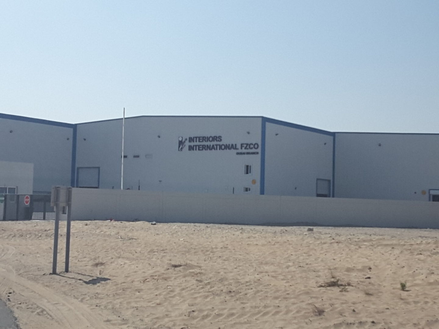HiDubai-business-interiors-international-b2b-services-distributors-wholesalers-jebel-ali-industrial-3-dubai-2