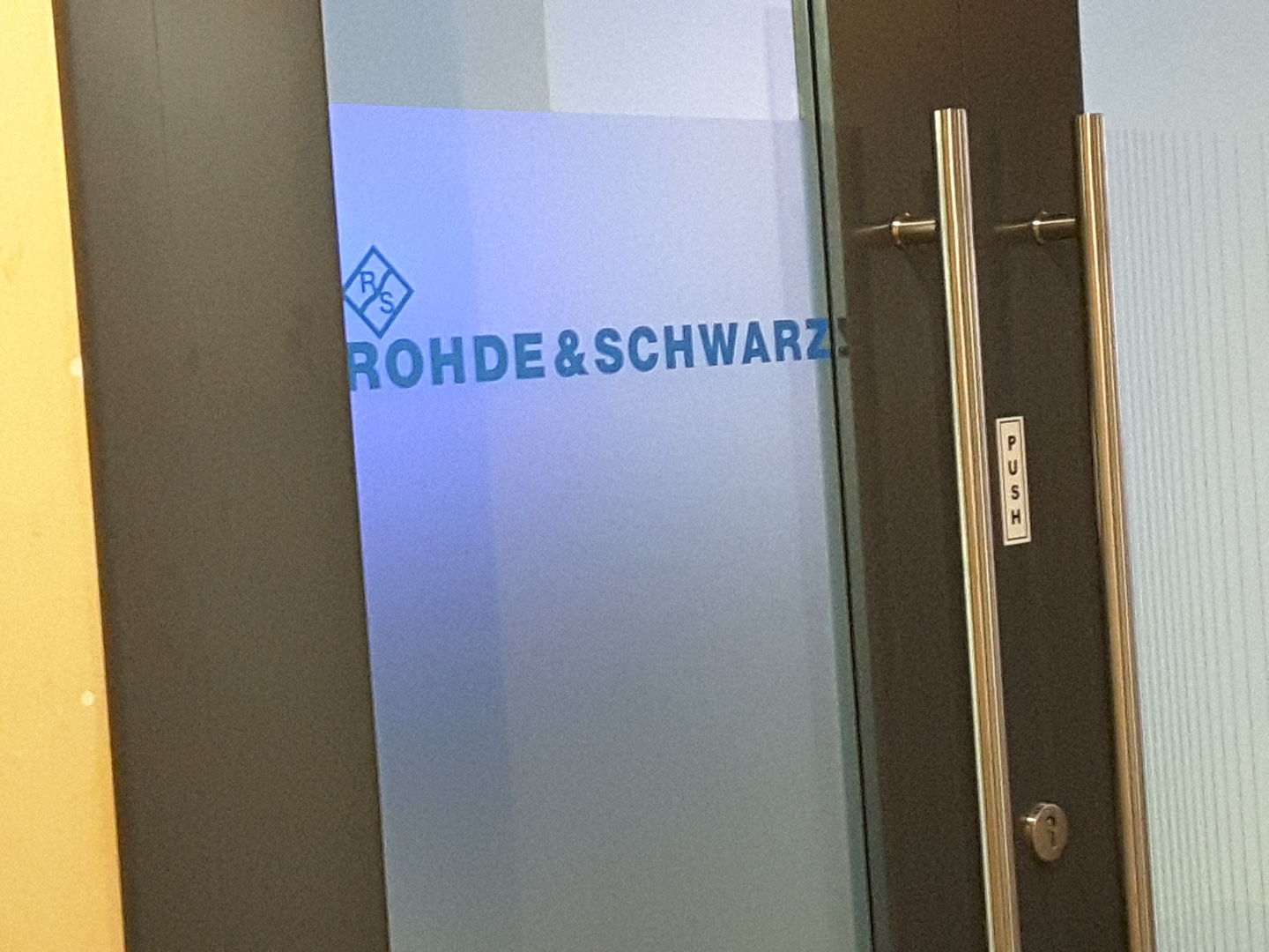 HiDubai-business-rohde-schwarz-new-economy-cybersecurity-dubai-media-city-al-sufouh-2-dubai