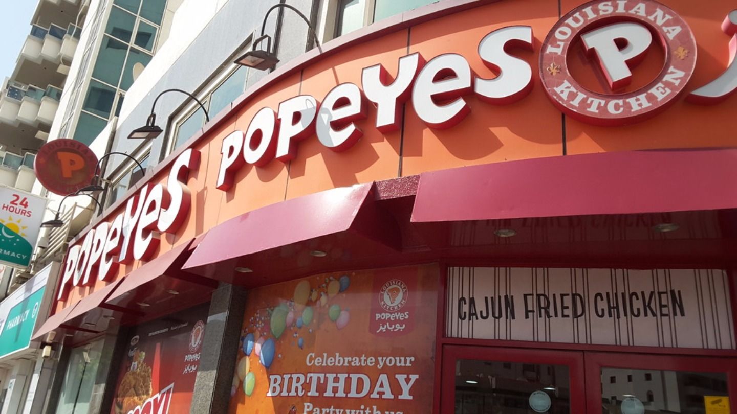 HiDubai-business-popeyes-food-beverage-restaurants-bars-al-muraqqabat-dubai-3