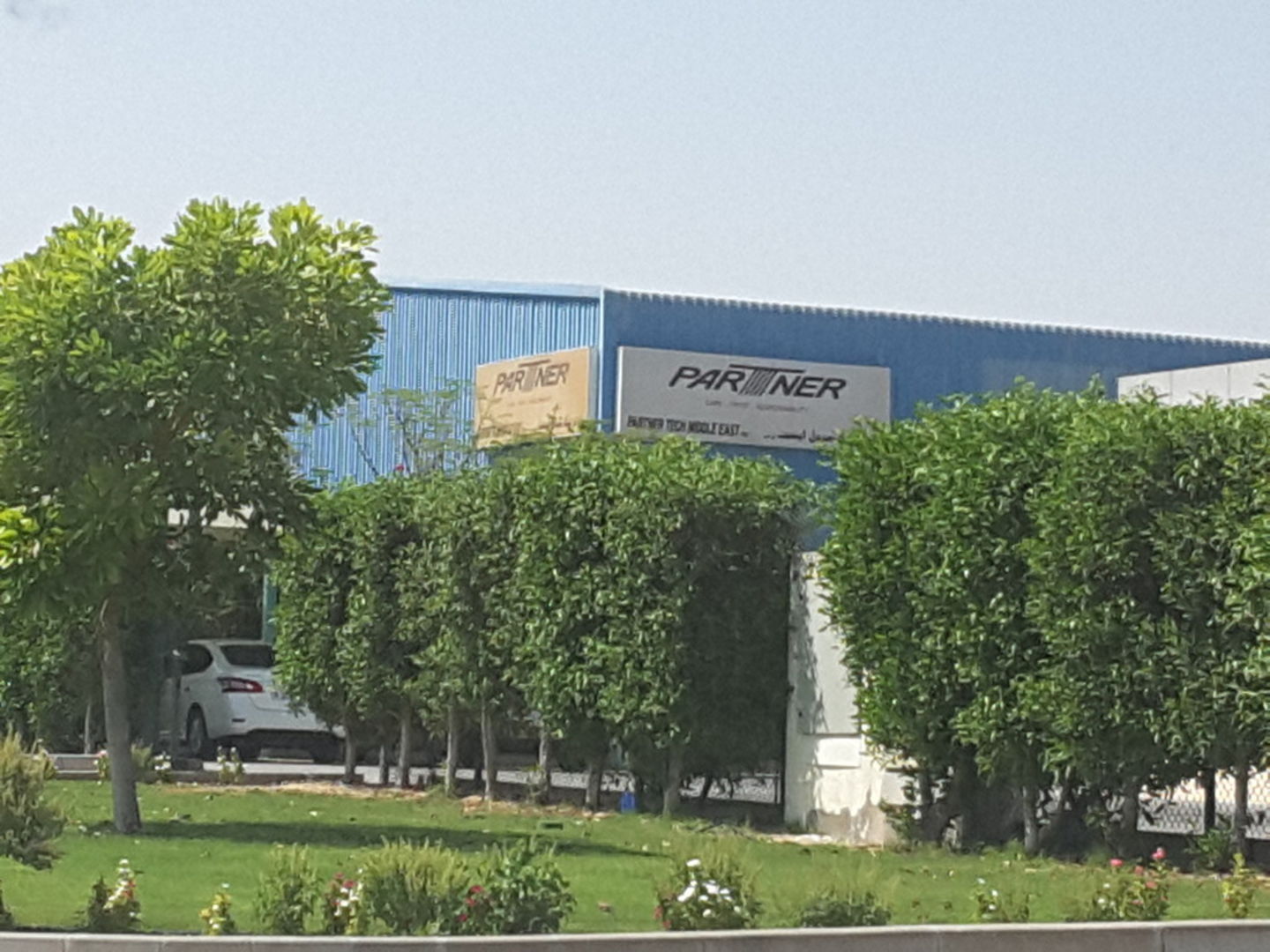 HiDubai-business-partner-tech-b2b-services-distributors-wholesalers-jebel-ali-industrial-2-dubai-2