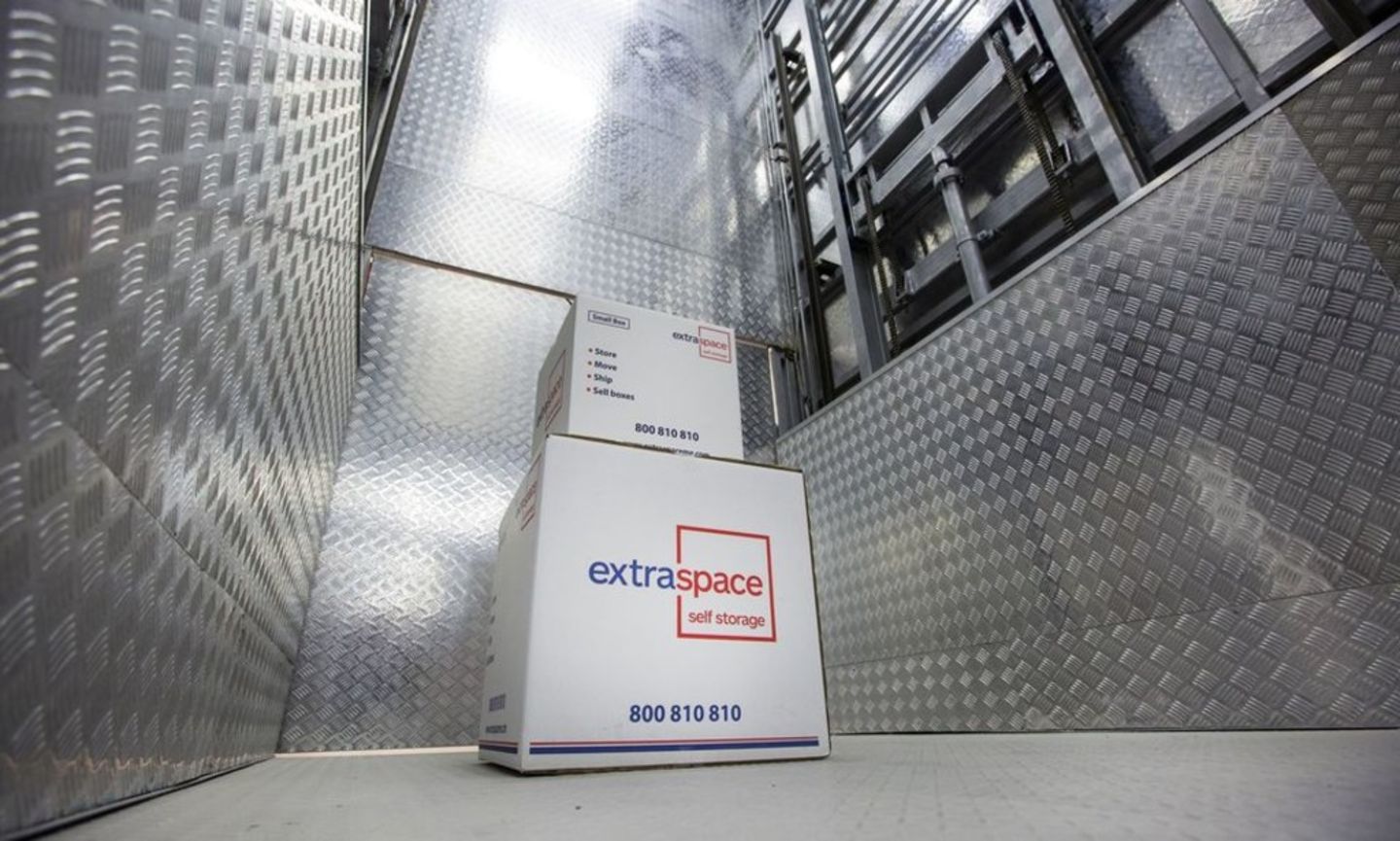 HiDubai-business-extra-space-self-storage-shipping-logistics-moving-storage-services-dubai-production-city-dubai