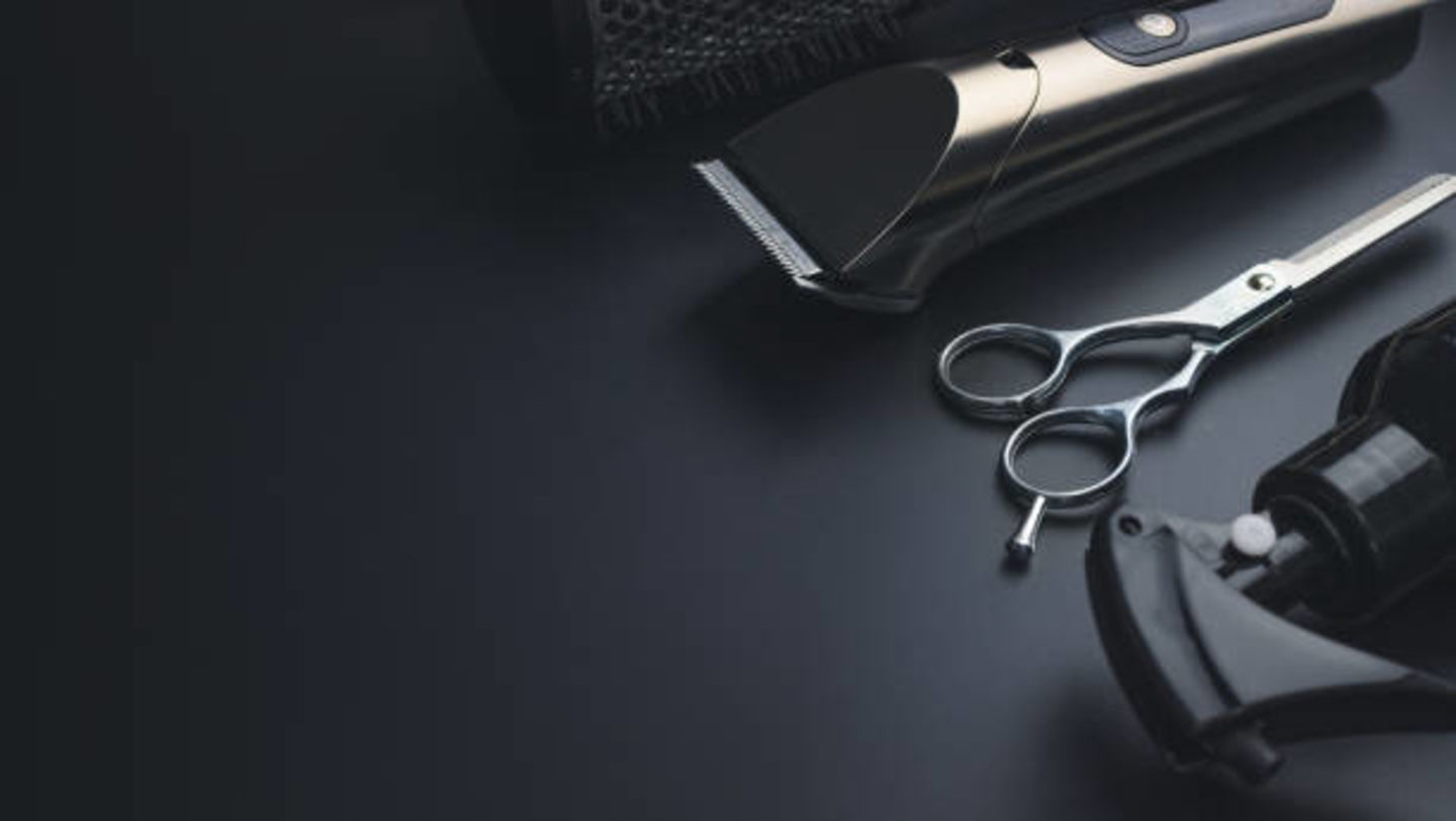 HiDubai-business-faisal-hossain-gents-salon-beauty-wellness-health-beauty-salons-al-jafiliya-dubai