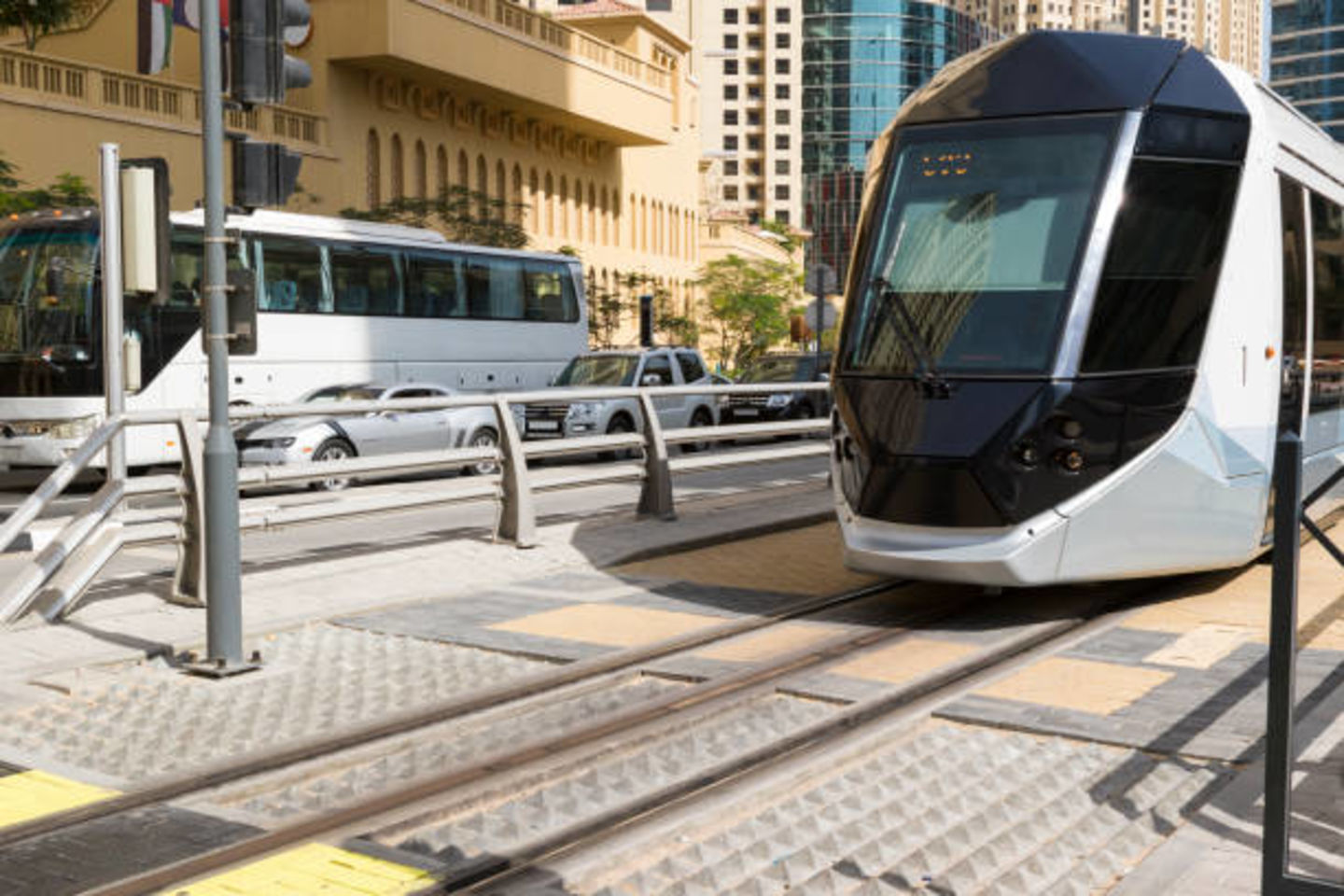 HiDubai-business-palm-jumeirah-tram-station-transport-vehicle-services-public-transport-dubai-marina-marsa-dubai-dubai