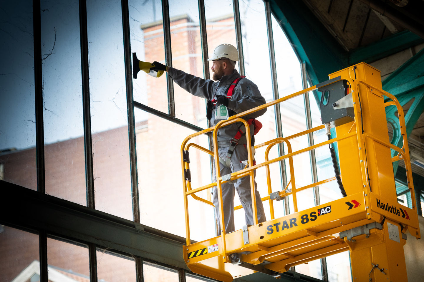 HiDubai-business-haulotte-middle-east-fze-construction-heavy-industries-heavy-equipment-machinery-dubai-airport-free-zone-dubai-international-airport-dubai-2