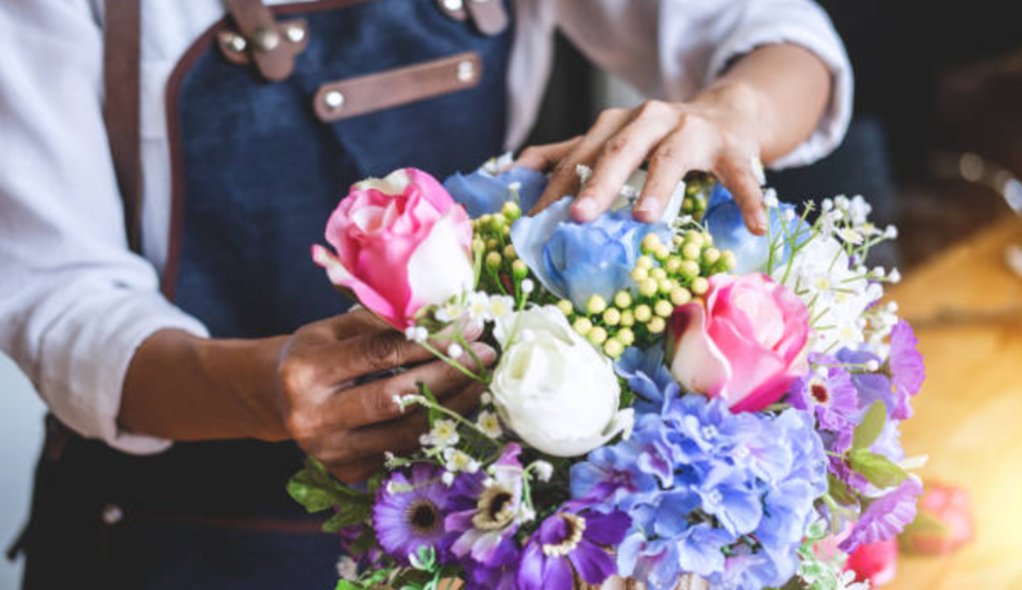 HiDubai-business-dantel-flowers-shopping-garden-outdoor-al-bada-dubai