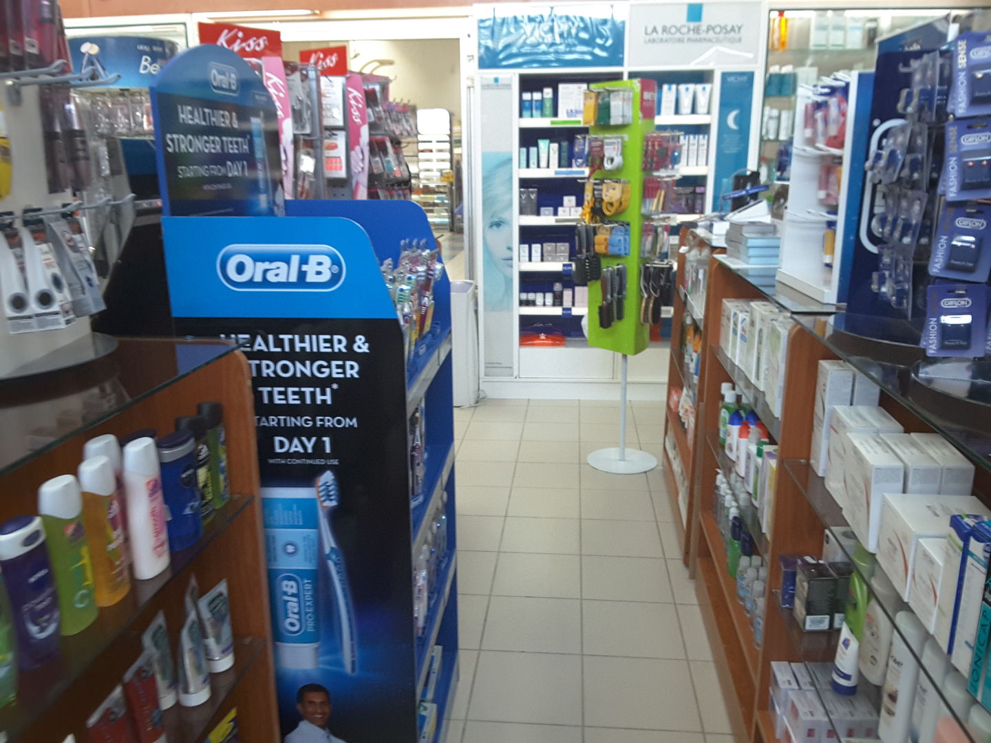 HiDubai-business-al-falah-pharmacy-beauty-wellness-health-pharmacy-al-wasl-dubai