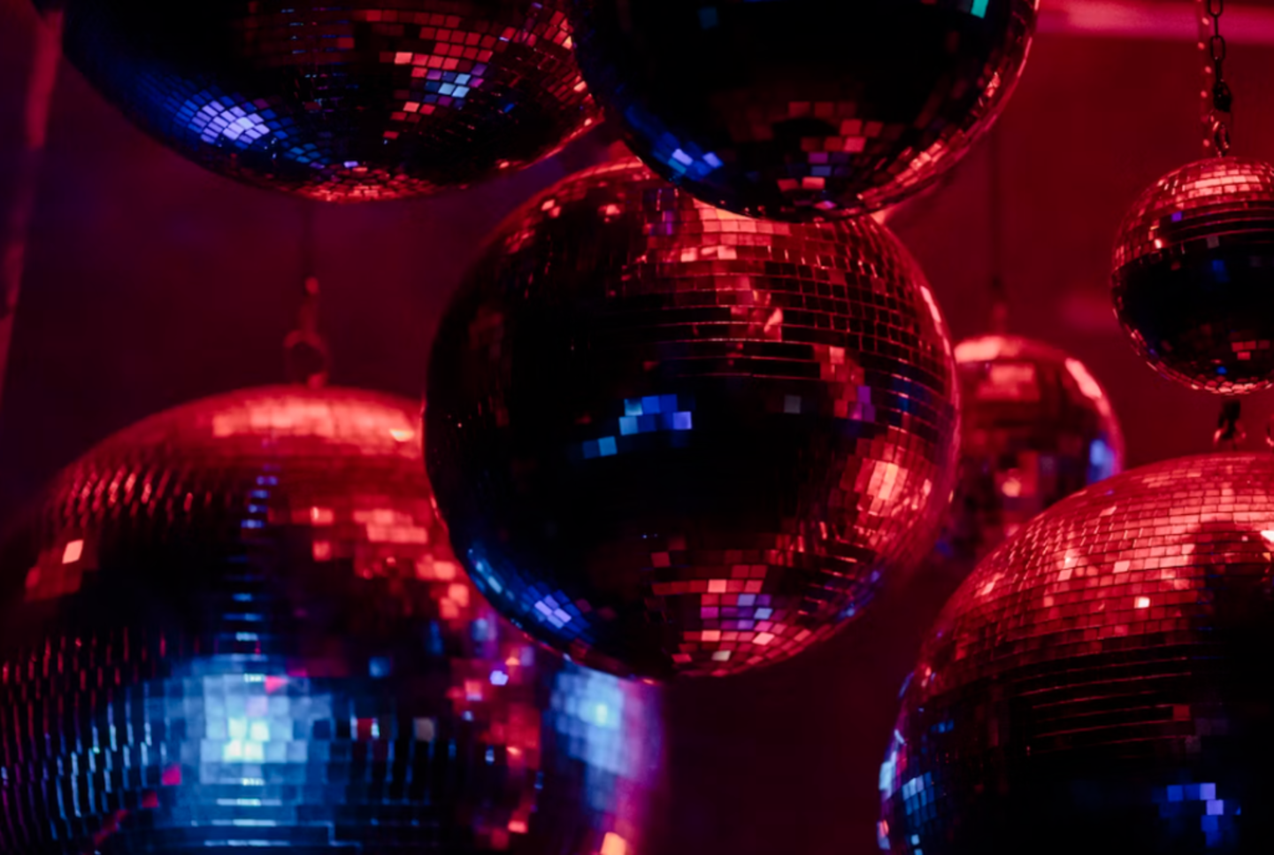 HiDubai-business-shahriar-arabic-night-club-leisure-culture-nightclubs-al-muraqqabat-dubai