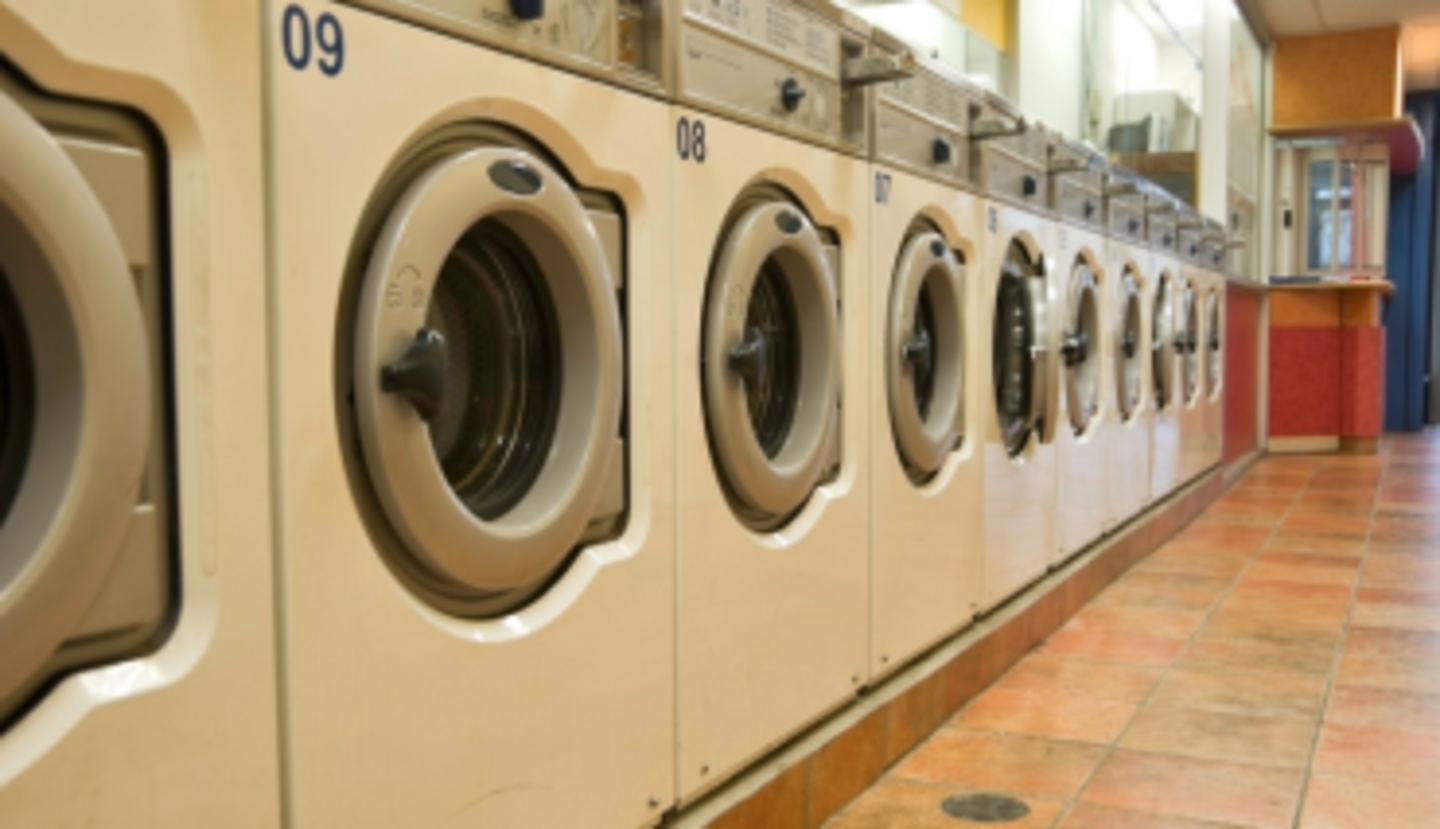 HiDubai-business-shams-al-falah-laundry-home-laundry-naif-dubai