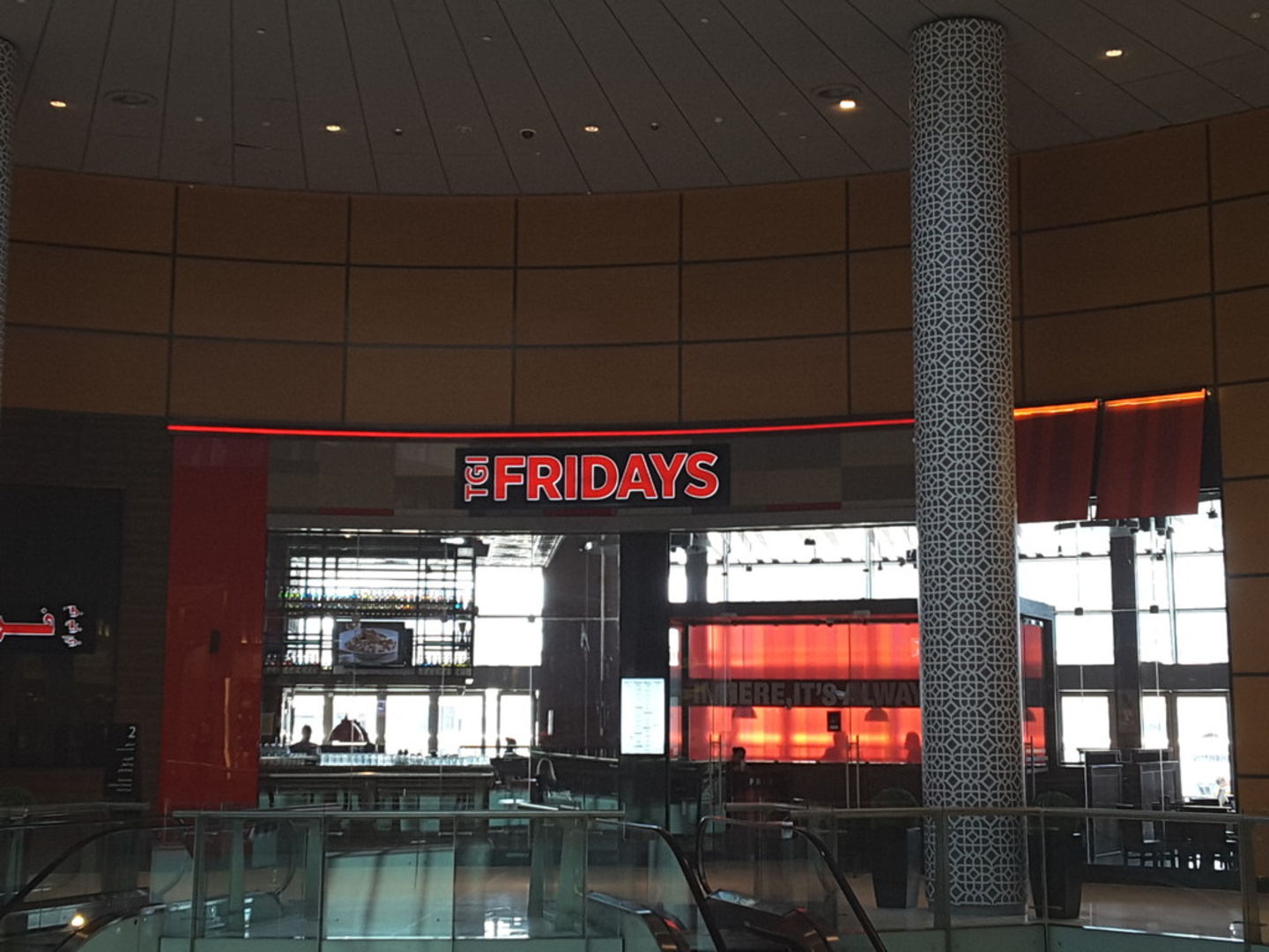 HiDubai-business-tgi-fridays-food-beverage-restaurants-bars-burj-khalifa-dubai
