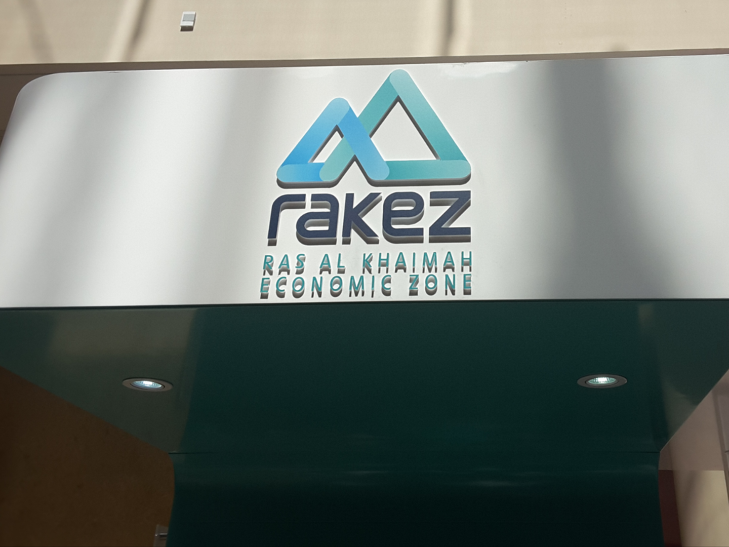 HiDubai-business-rakez-ras-al-khaimah-economic-zone-b2b-services-business-consultation-services-burj-khalifa-dubai-2