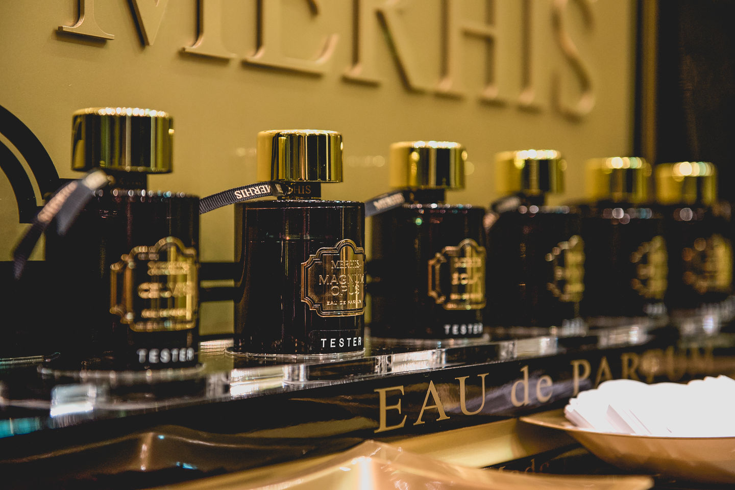 HiDubai-business-merhis-perfumes-shopping-beauty-cosmetics-stores-trade-centre-1-dubai-2