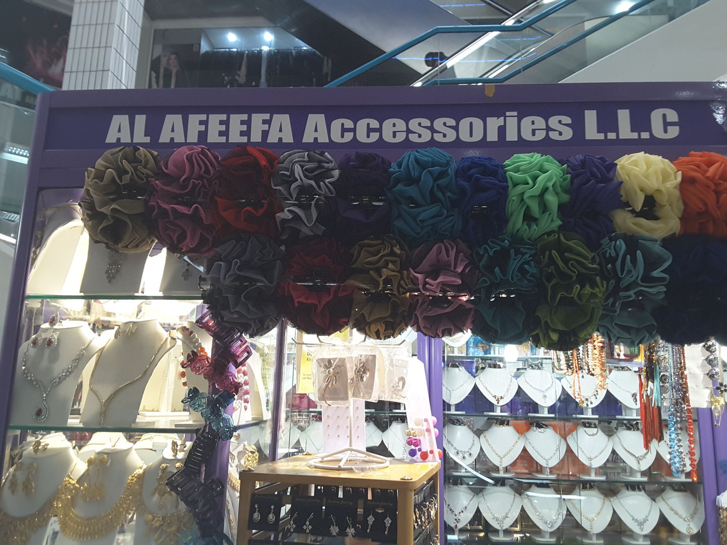 HiDubai-business-al-afeefa-accessories-shopping-fashion-accessories-hor-al-anz-east-dubai-2
