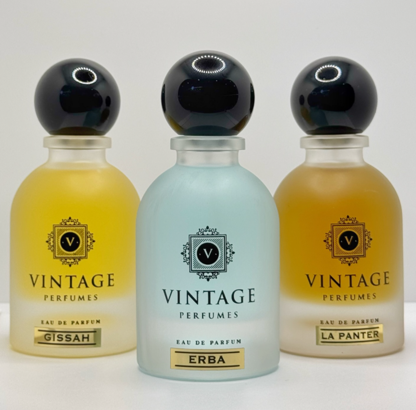 HiDubai-business-top-vintage-perfumes-cosmetics-trading-shopping-beauty-cosmetics-stores-muhaisnah-1-dubai