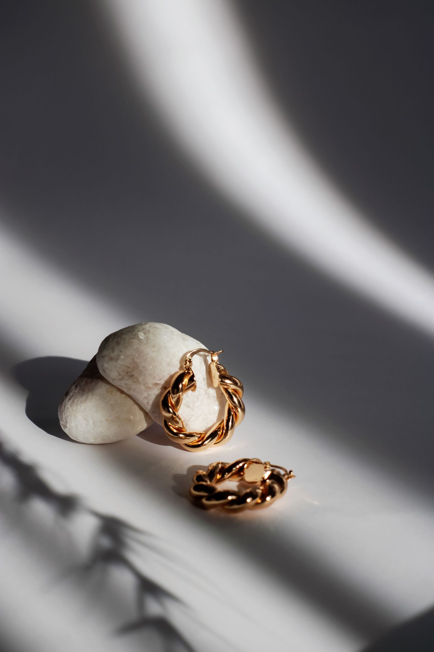 HiDubai-business-alkhamis-gold-jewelery-shopping-jewellery-precious-stones-al-daghaya-dubai