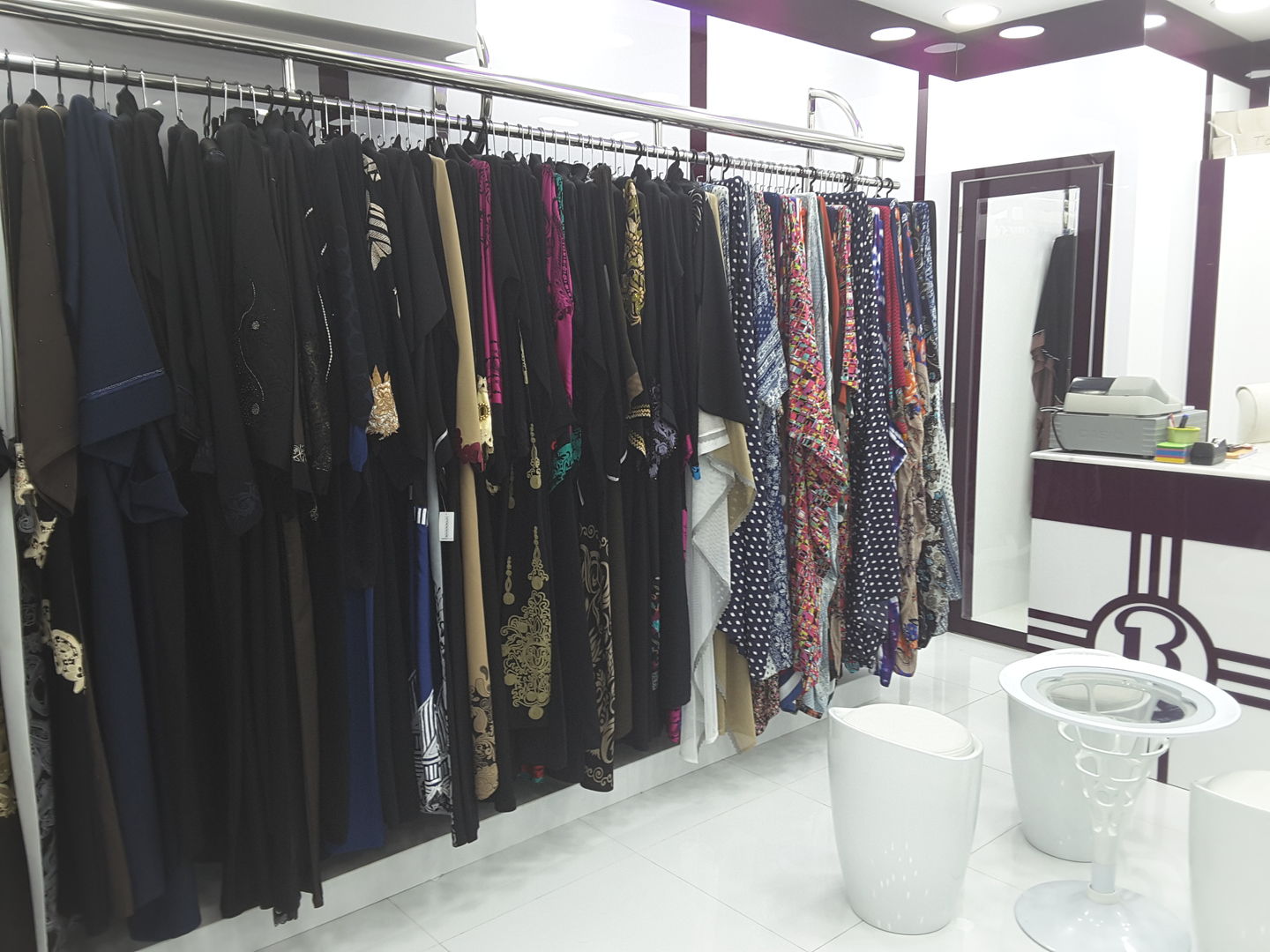 HiDubai-business-best-lady-trading-shopping-apparel-hor-al-anz-east-dubai-2