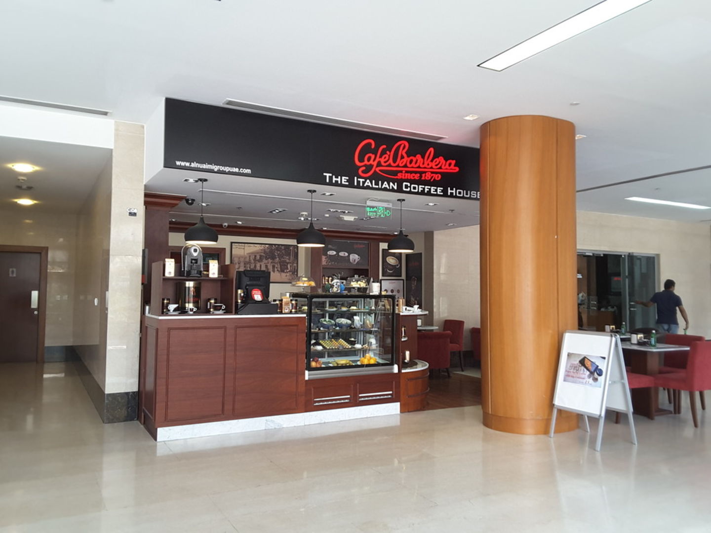 HiDubai-business-cafe-barbera-food-beverage-coffee-shops-business-bay-dubai-4