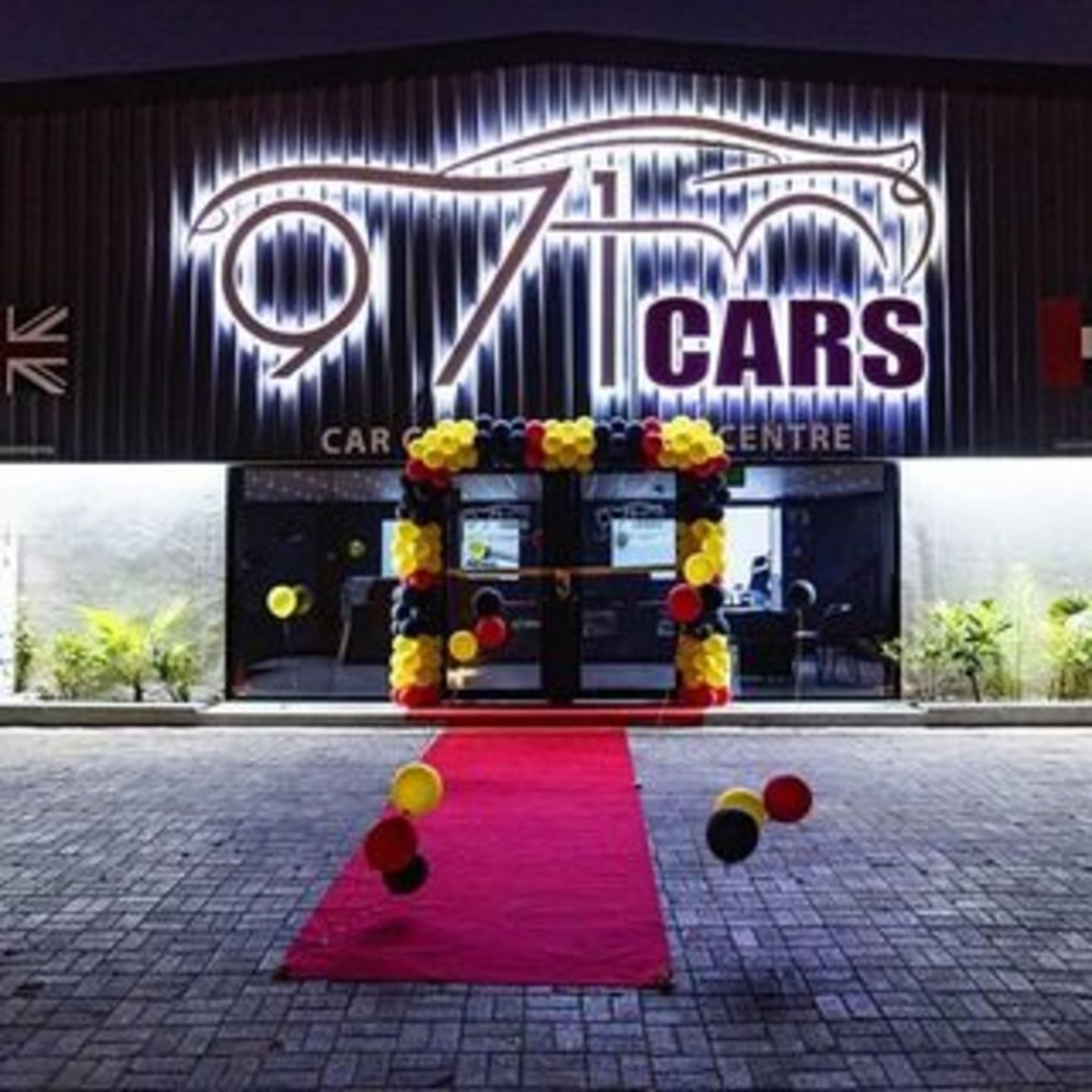 HiDubai-business-971-cars-service-center-transport-vehicle-services-car-assistance-repair-al-quoz-industrial-4-dubai