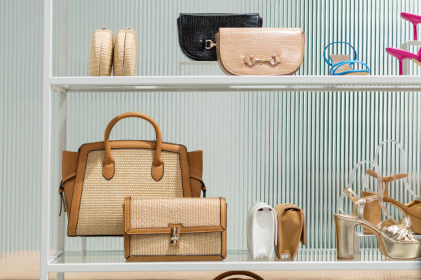 HiDubai-business-zahrat-al-narjes-fashion-shopping-apparel-naif-dubai