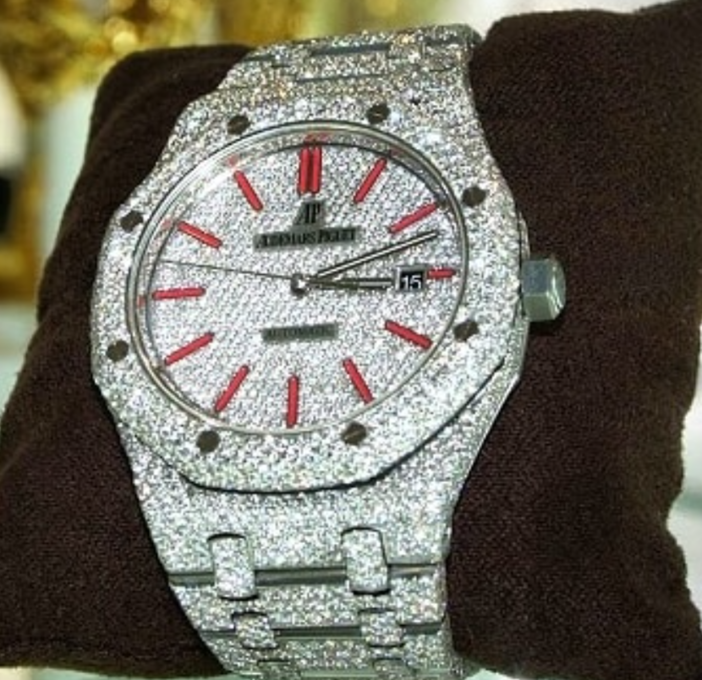 HiDubai-business-manukkas-jewellery-shopping-jewellery-precious-stones-international-city-warsan-1-dubai