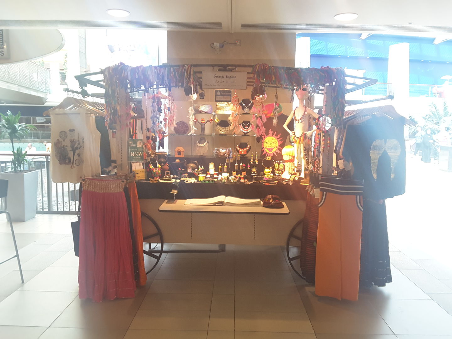 HiDubai-business-firangi-bazaar-shopping-fashion-accessories-dubai-festival-city-al-kheeran-1-dubai-2