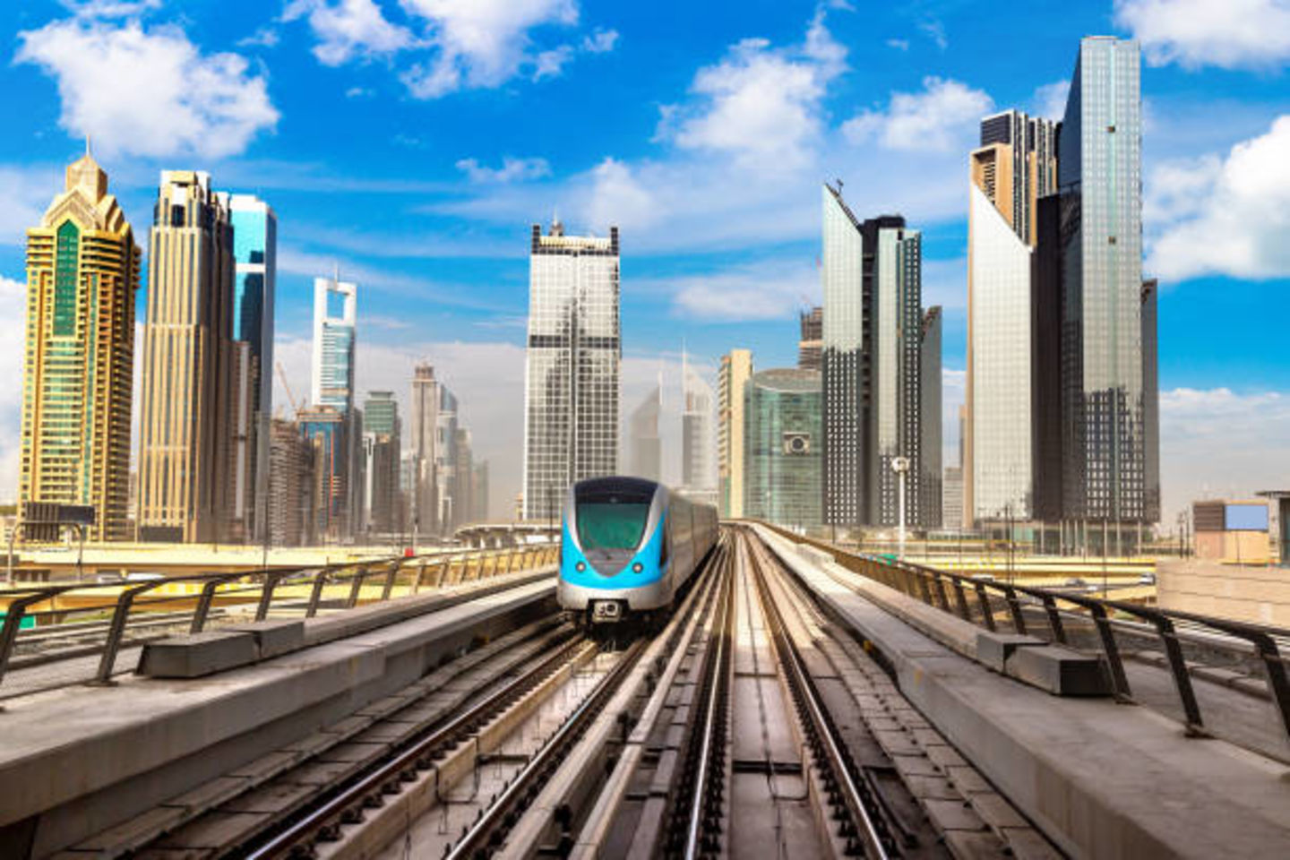 HiDubai-business-mall-of-the-emirates-metro-station-transport-vehicle-services-public-transport-al-barsha-1-dubai-2